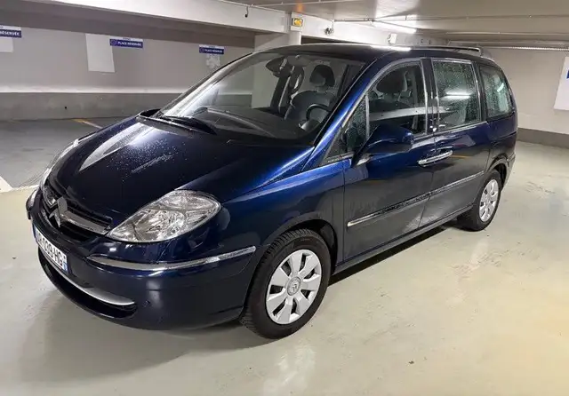 2010 Citroen C8 in Blue for sale