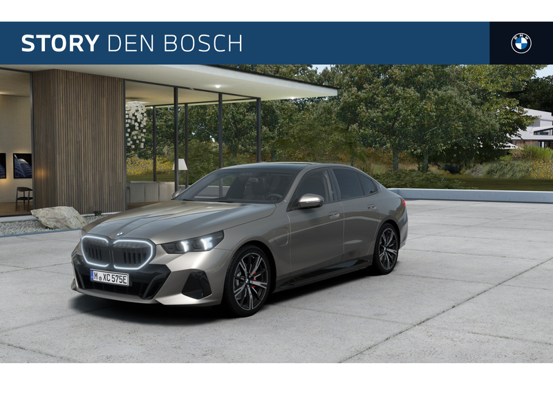 BMW 530 5 Serie 530e M Sport Automaat / Panoramadak / Trek