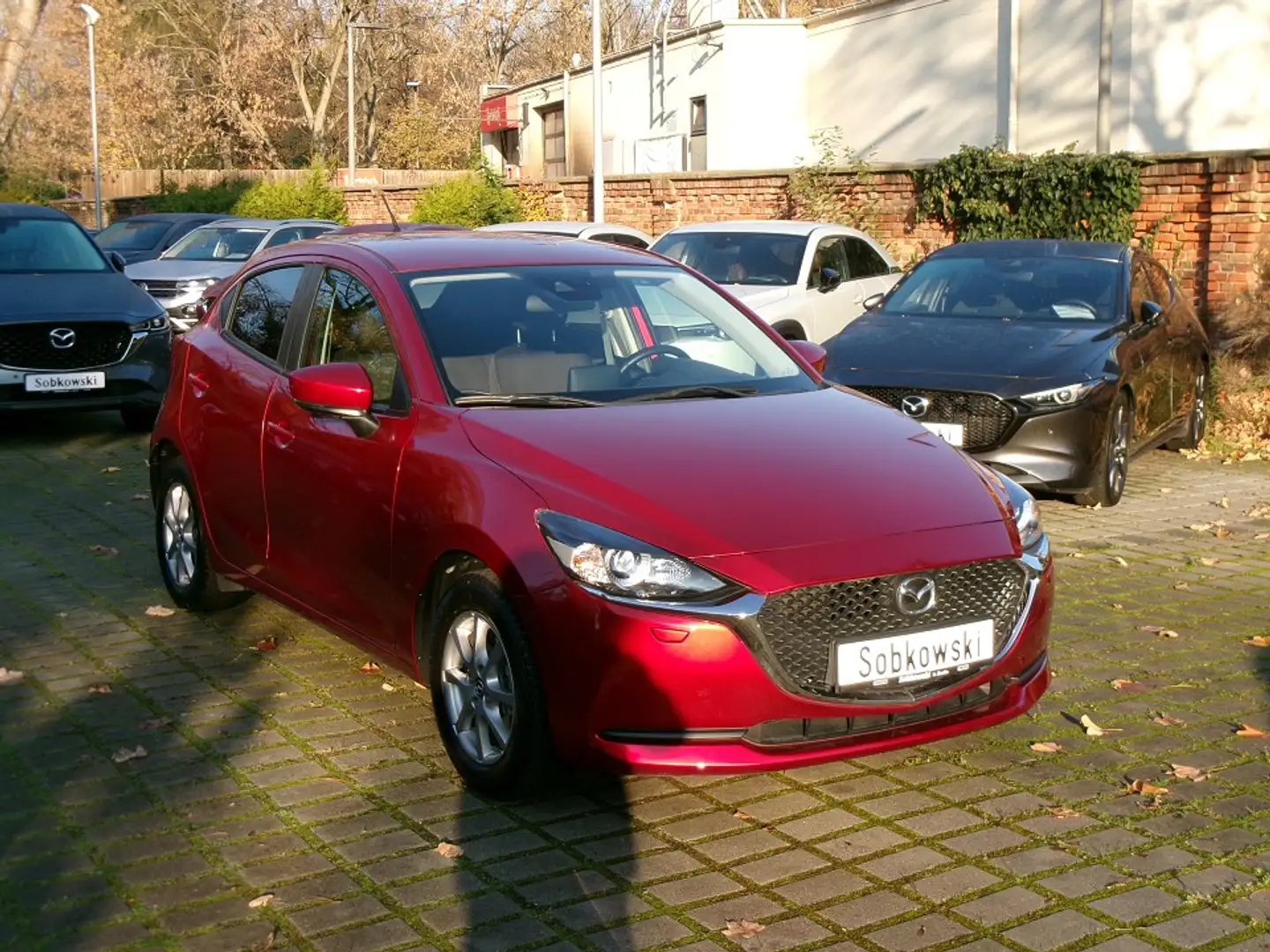 Mazda 2 2020 SKYACTIV-G 75 M HYBRID MT FWD Exclusive-Line Rouge - 2