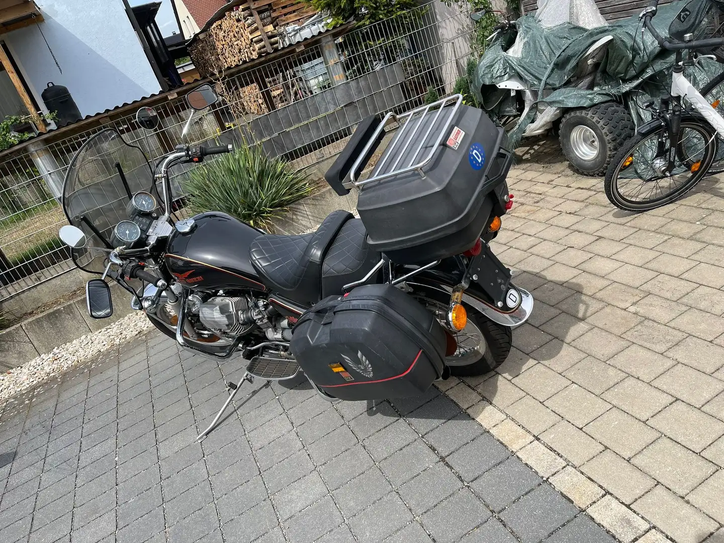 Moto Guzzi California 3 Zwart - 2