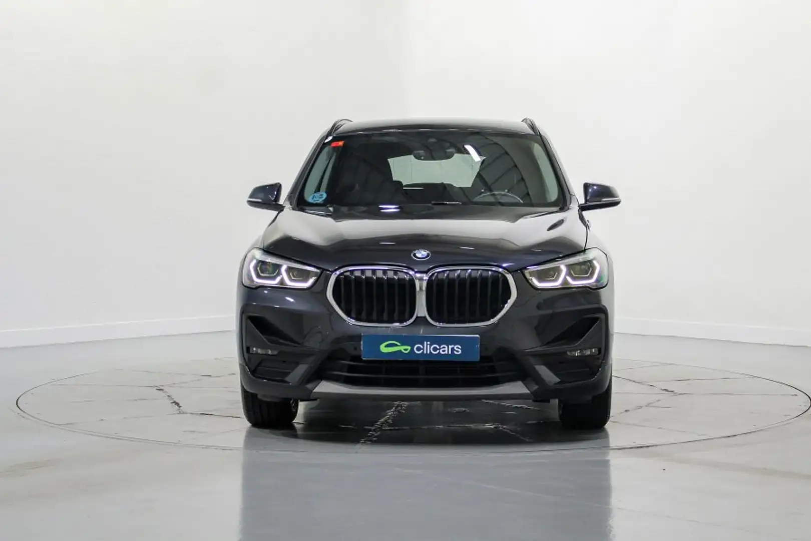 BMW X1 sDrive 18dA Corporate Gris - 2