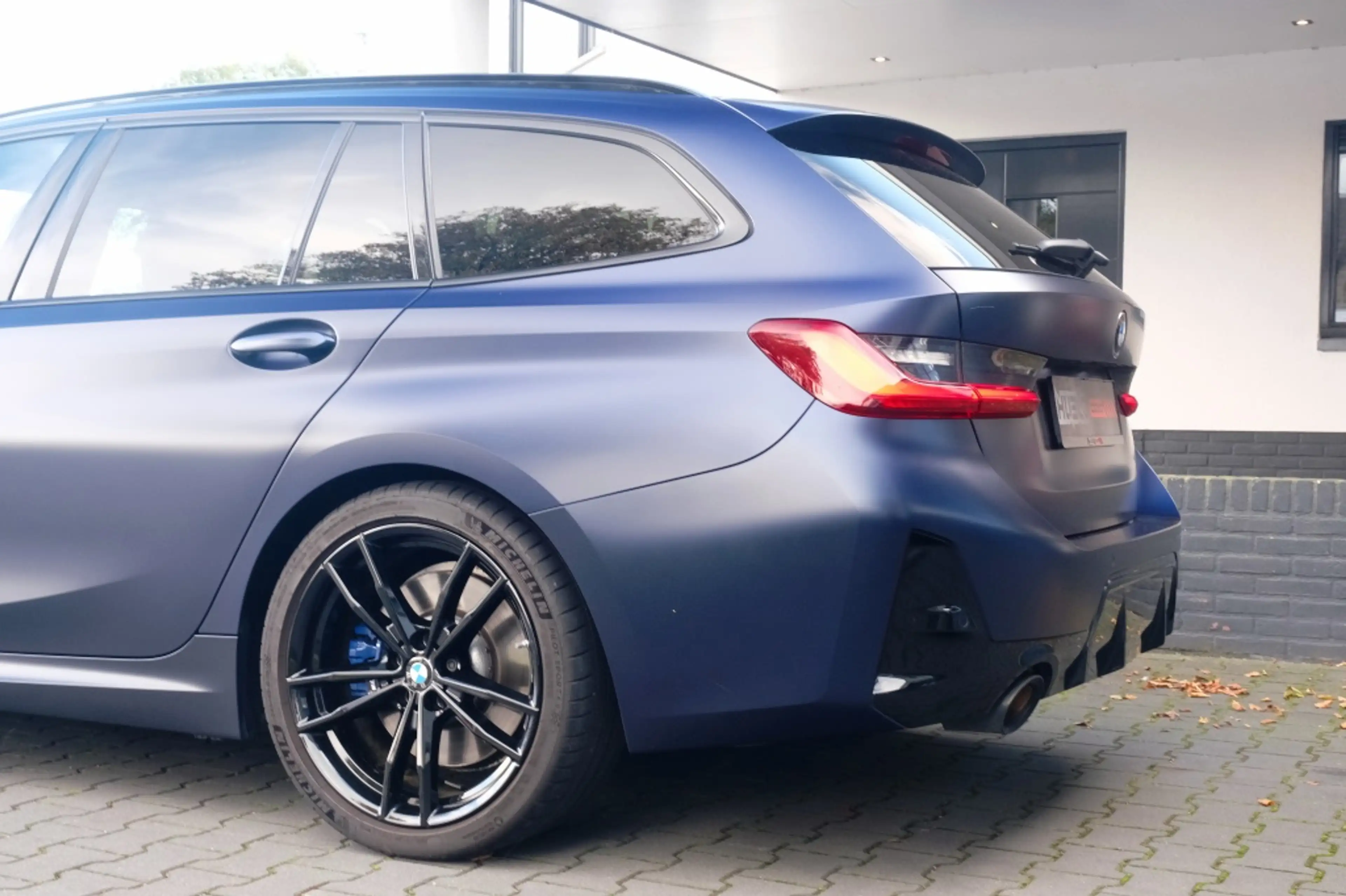 BMW 330 3-serie Touring 330i Panoramadak, HUD, HK Muziek! — photo 5