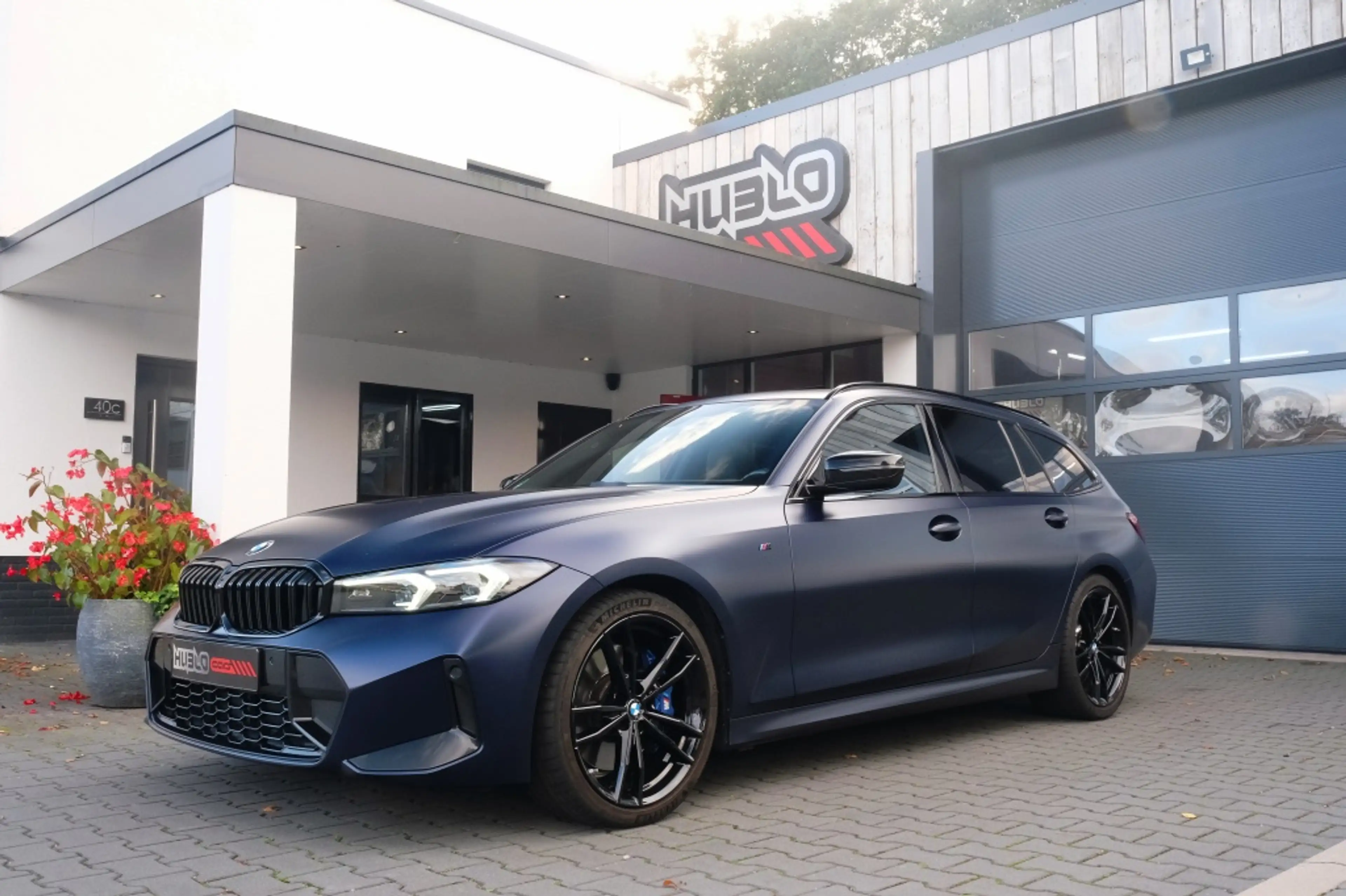 BMW 330 3-serie Touring 330i Panoramadak, HUD, HK Muziek! — photo 8
