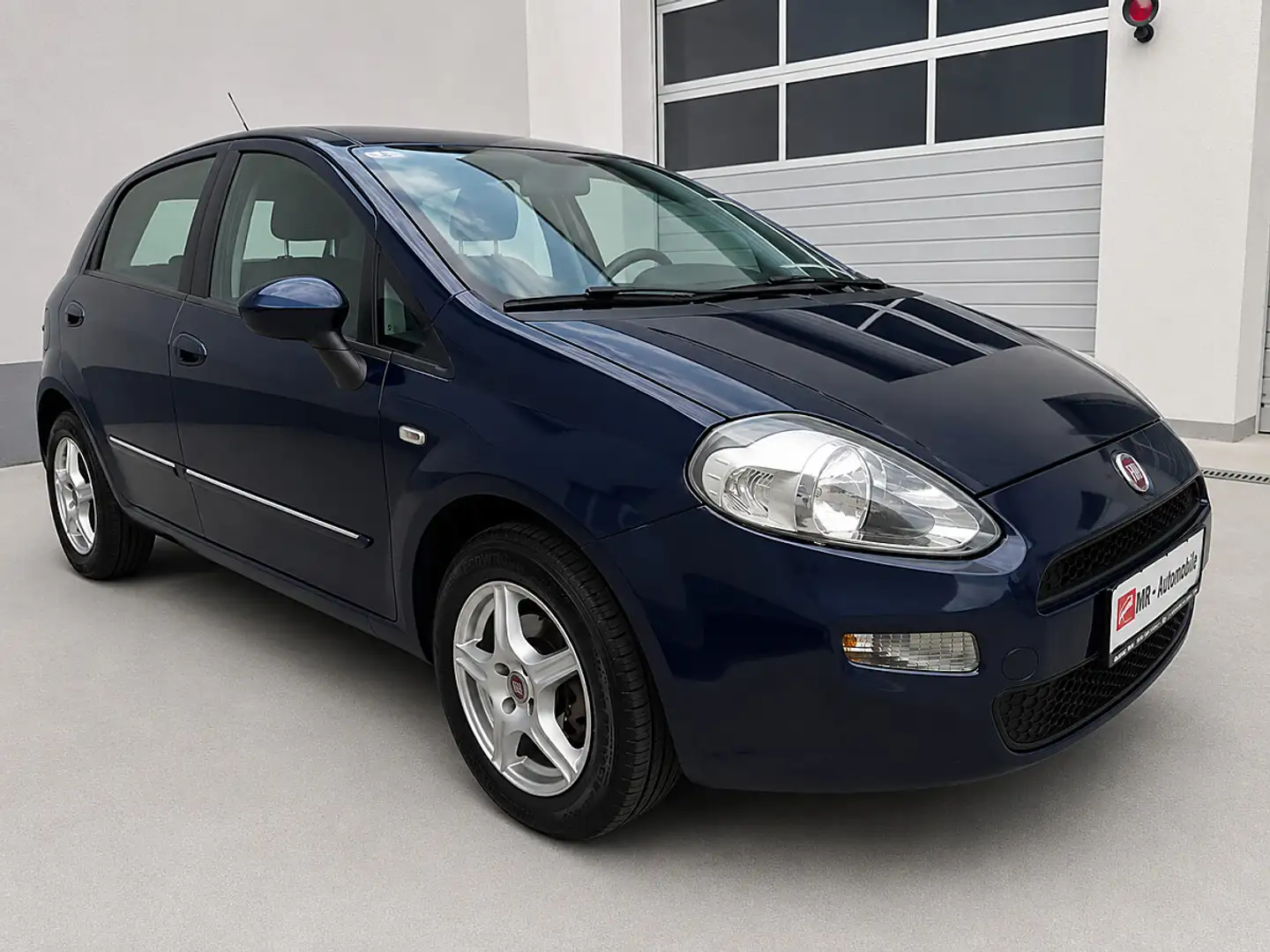Fiat Punto 1,2 67 Easy Blau - 1