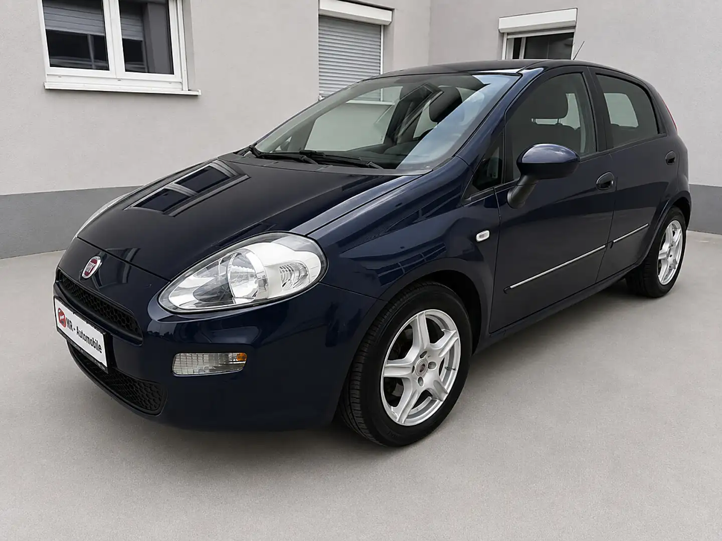Fiat Punto 1,2 67 Easy Blau - 2