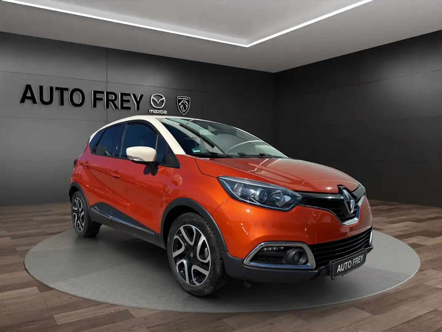 Renault Captur 120PS Luxe AT+ KAMERA+KLIMA+NAVI+EPH+ Arancione - 1