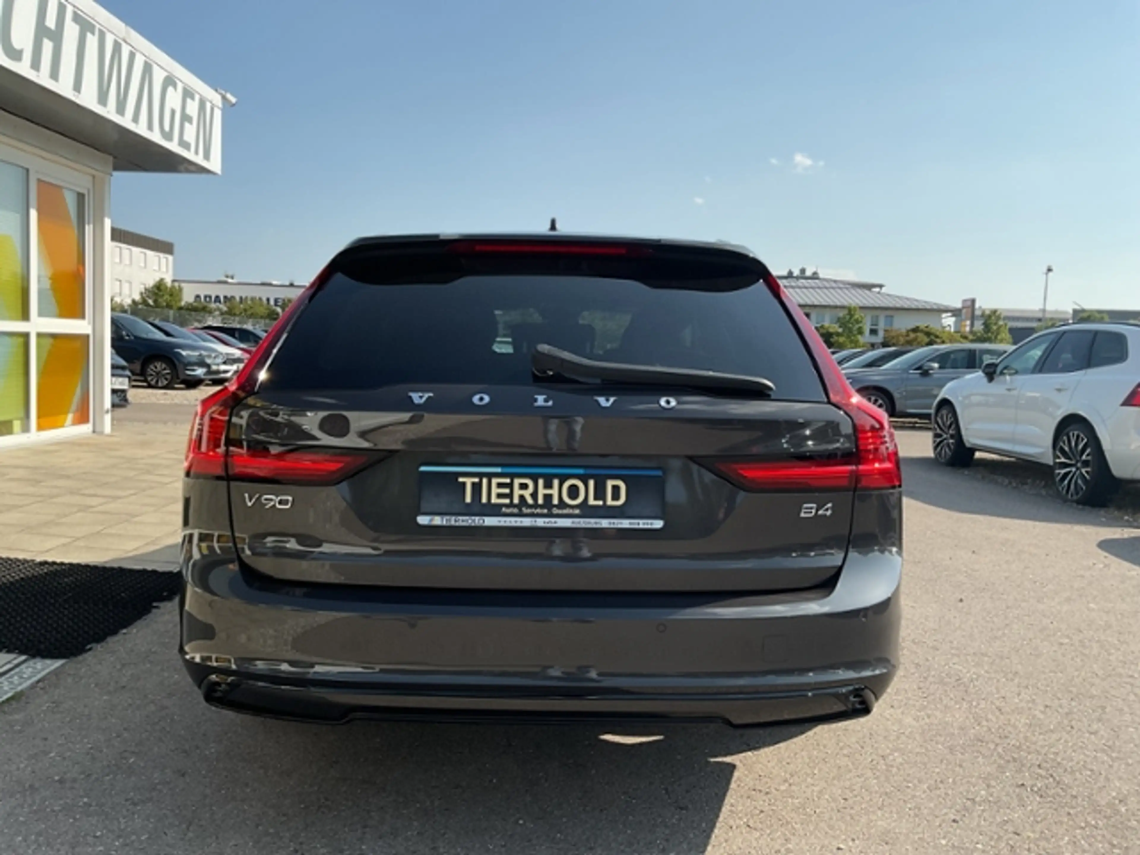 Volvo V90 B4 Plus Dark 2WD ACC 360° BLIS Google — photo 6