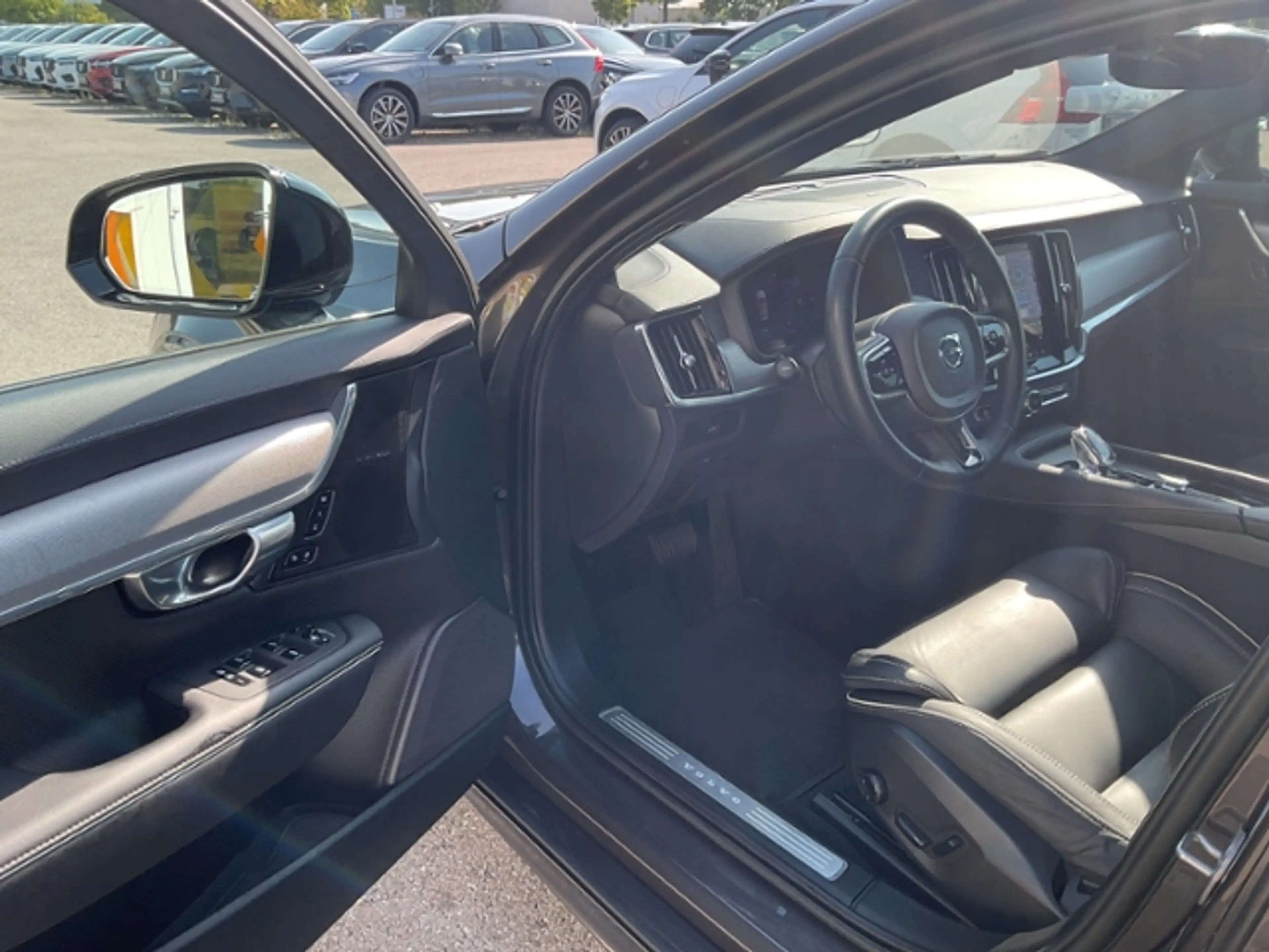 Volvo V90 B4 Plus Dark 2WD ACC 360° BLIS Google — photo 15