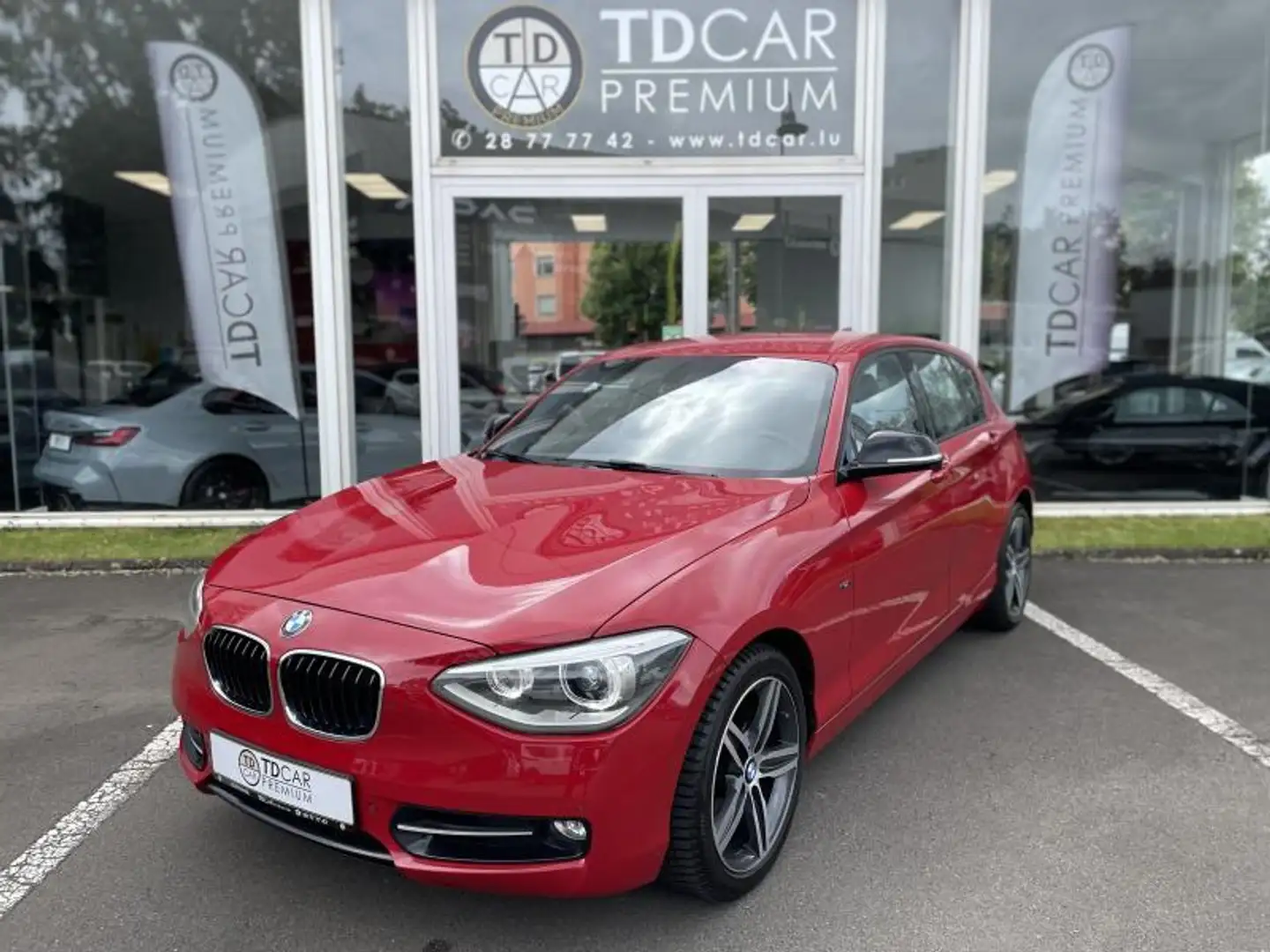 BMW 118 i Steptronic Sport-line Rouge - 1