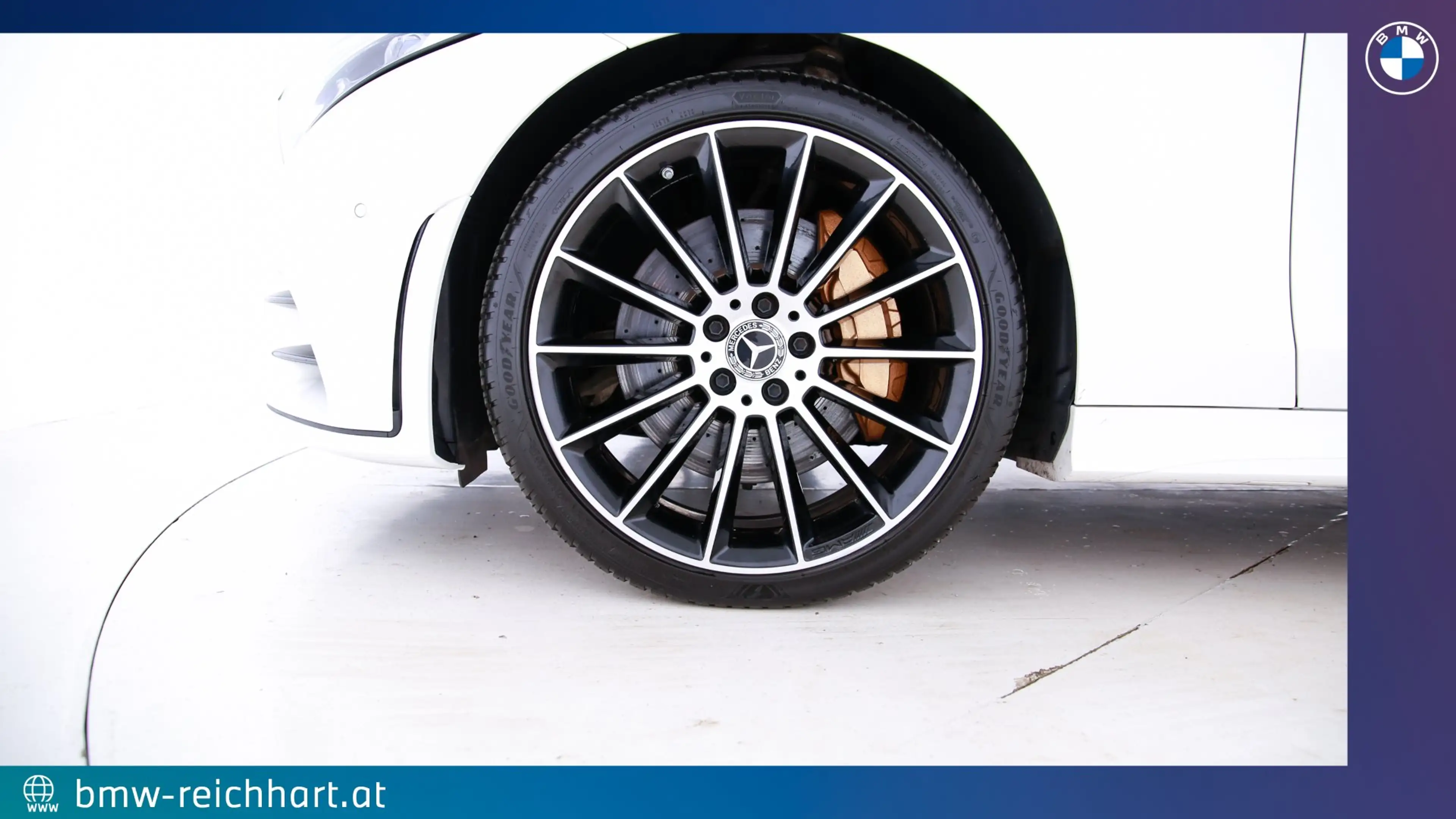 Mercedes-Benz CLS 450 4MATIC — photo 14