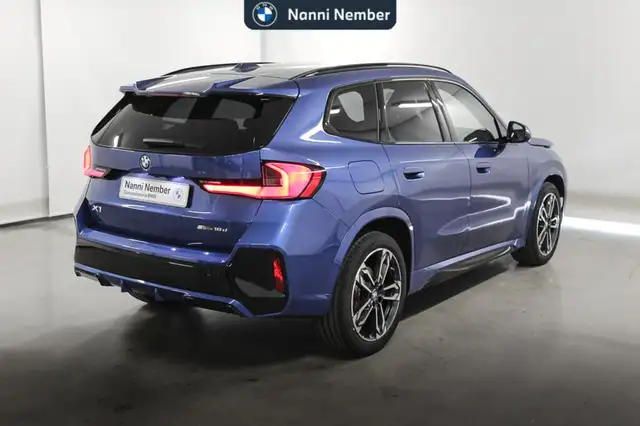 BMW X1 view 3