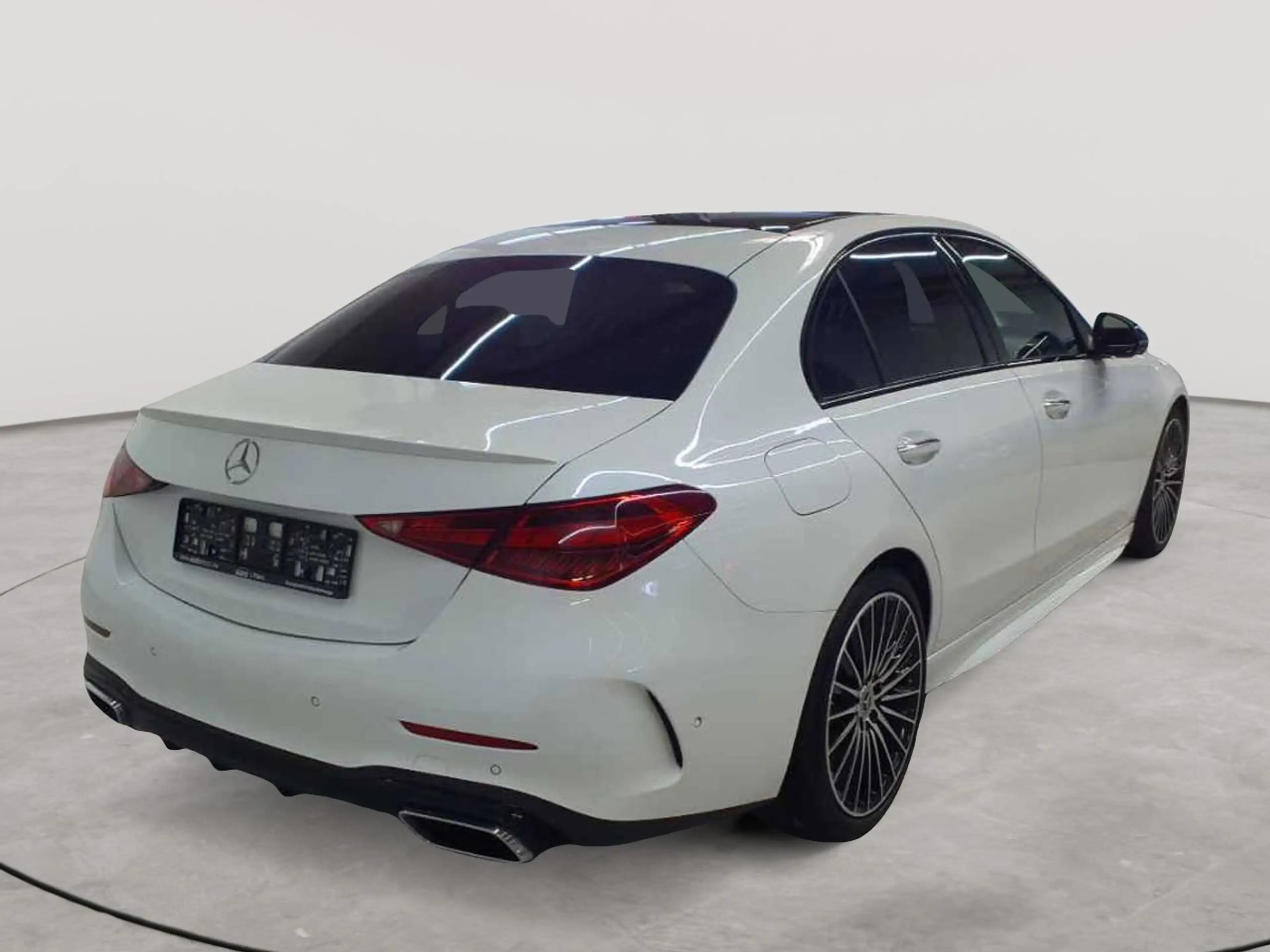 Mercedes-Benz C 300 C 300 d 9G-AMG PANO HuD BusiP AssiP DIS — photo 4