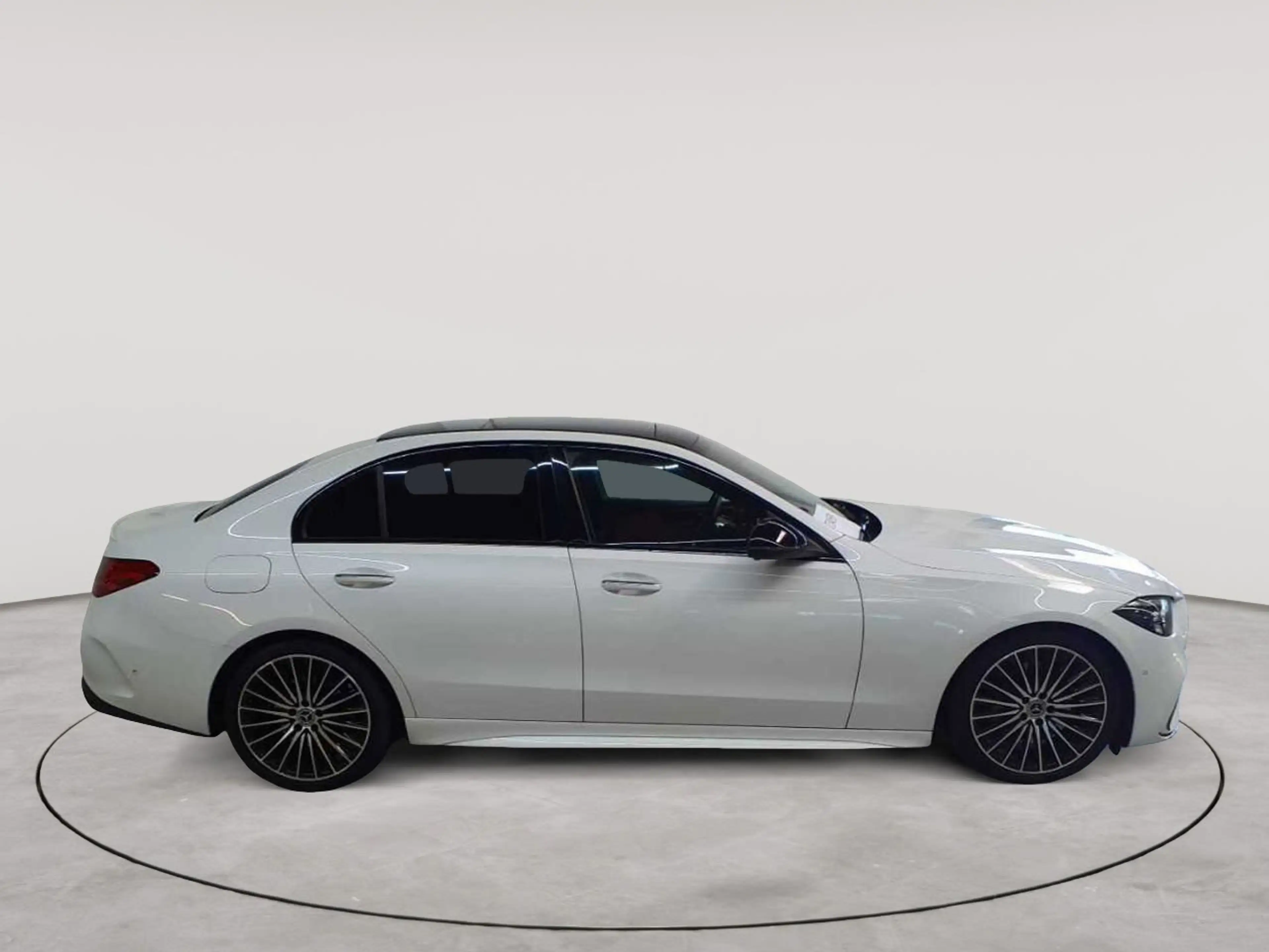 Mercedes-Benz C 300 C 300 d 9G-AMG PANO HuD BusiP AssiP DIS — photo 3