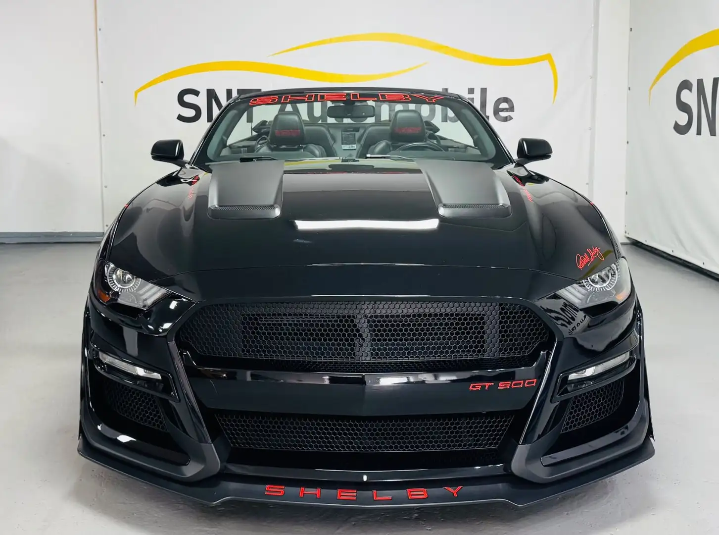Ford Mustang 5.0 Ti-VCT V8 GT Auto SHELBY (6) Schwarz - 2
