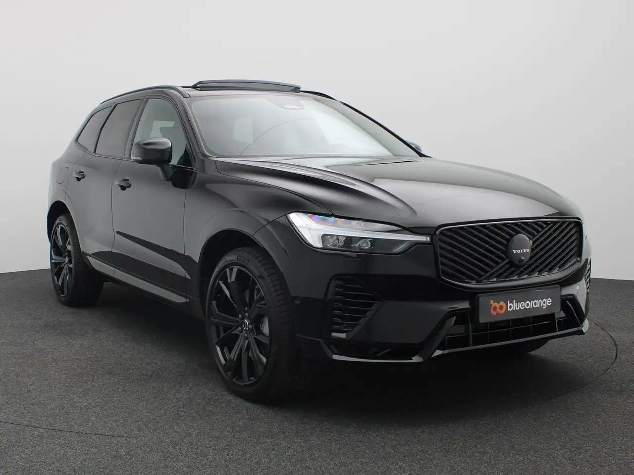 Volvo XC60 2026 — фото 12