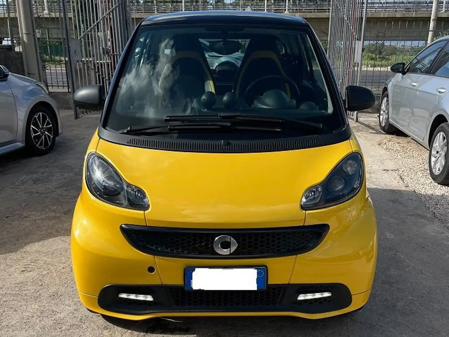 smart forTwo Cityflame Edition 1.0 62kw Giallo - 1