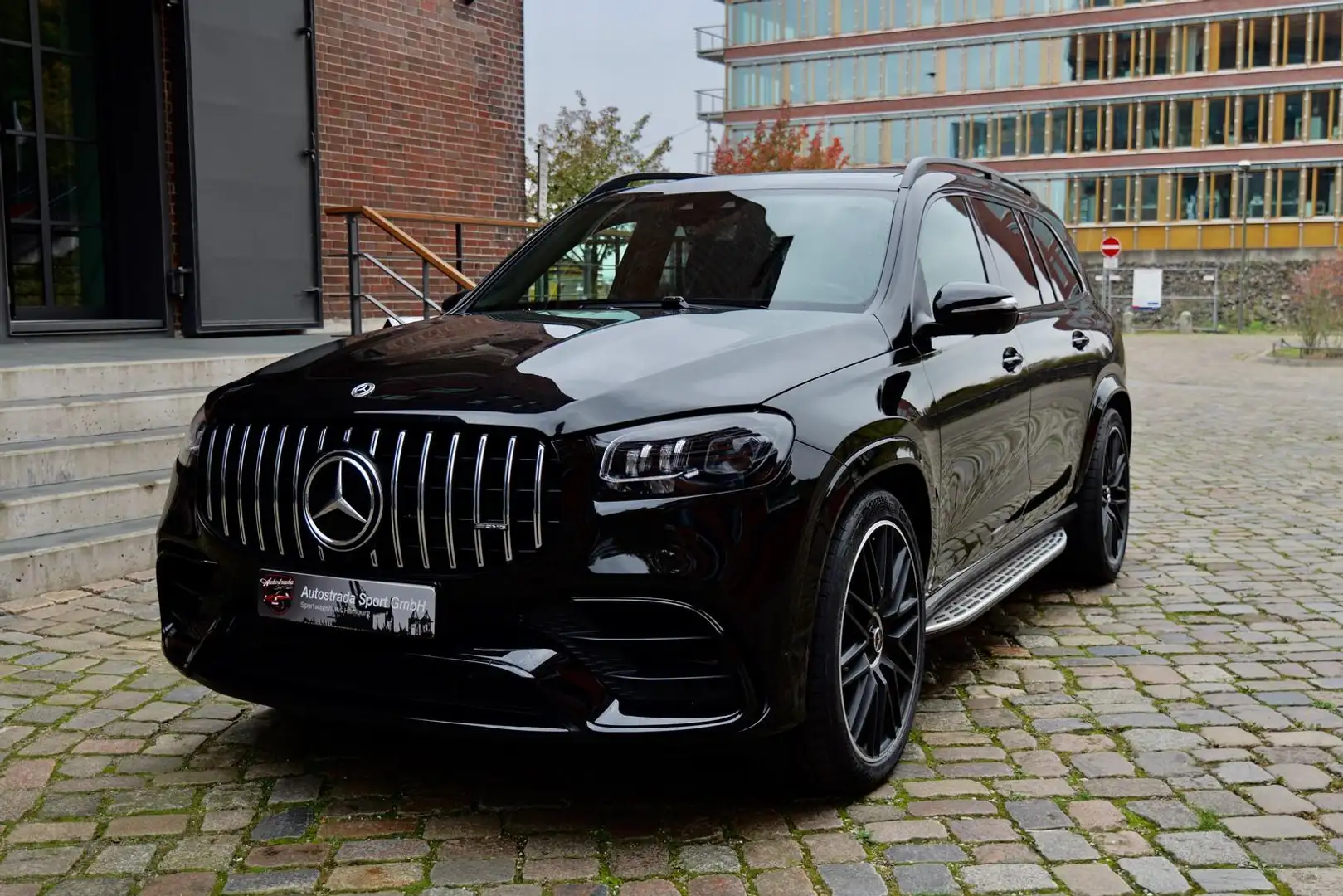 Mercedes-Benz GLS 63 AMG 4Matic+ AMG Performance-Abgasanlage Noir - 1