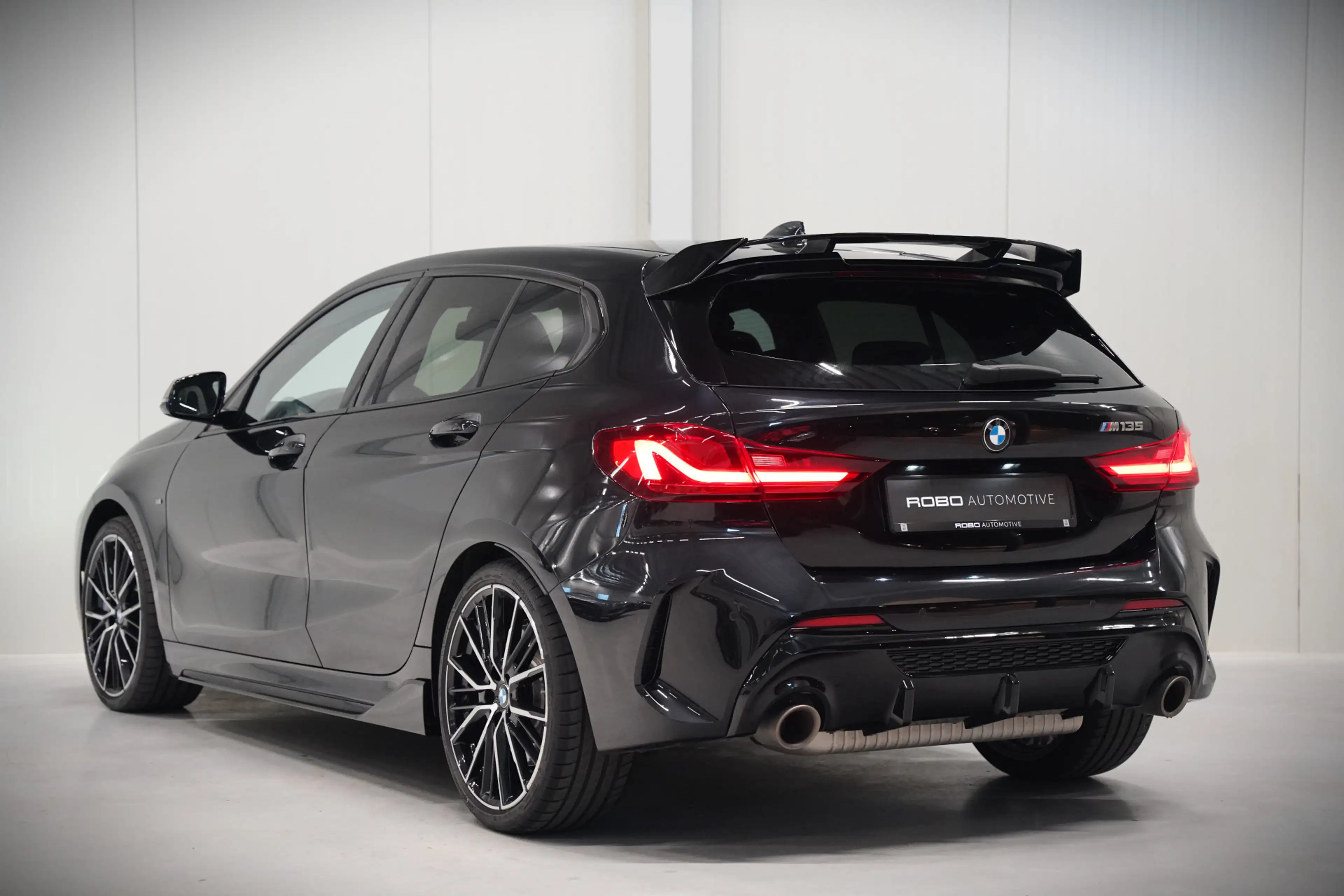 BMW 135 1-serie M135i xDrive High Executive Edition — photo 7