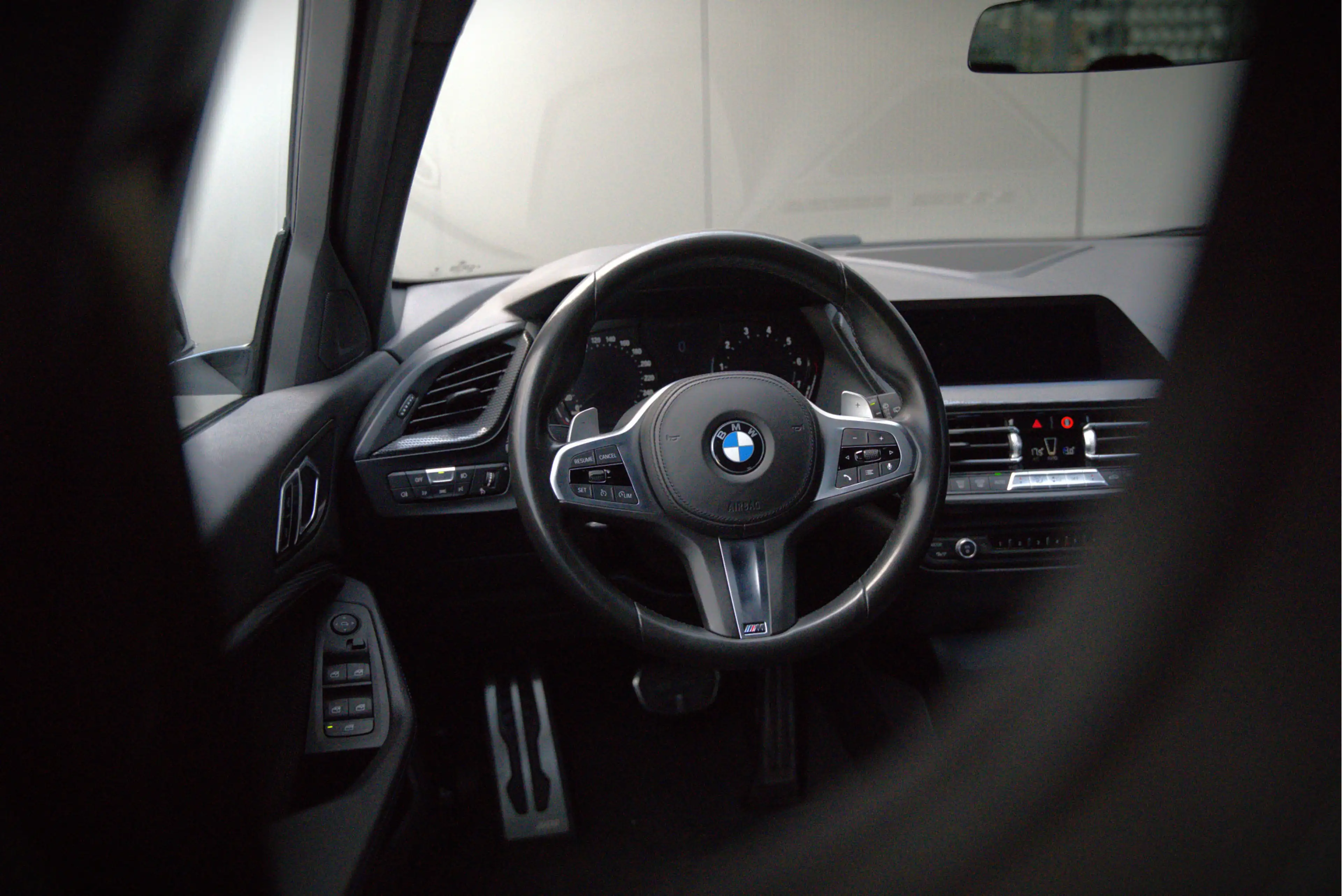 BMW 135 1-serie M135i xDrive High Executive Edition — photo 27