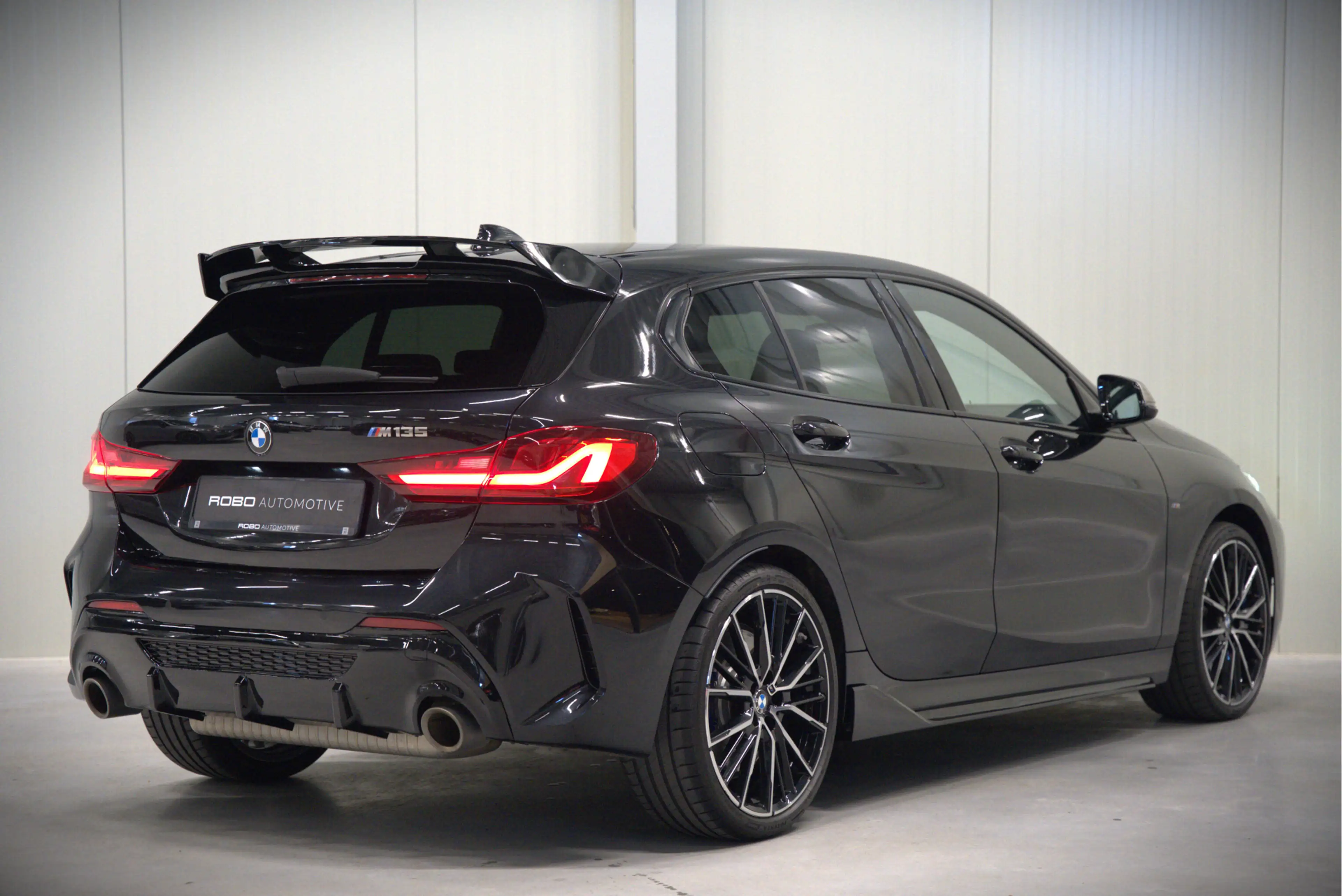 BMW 135 1-serie M135i xDrive High Executive Edition — photo 2