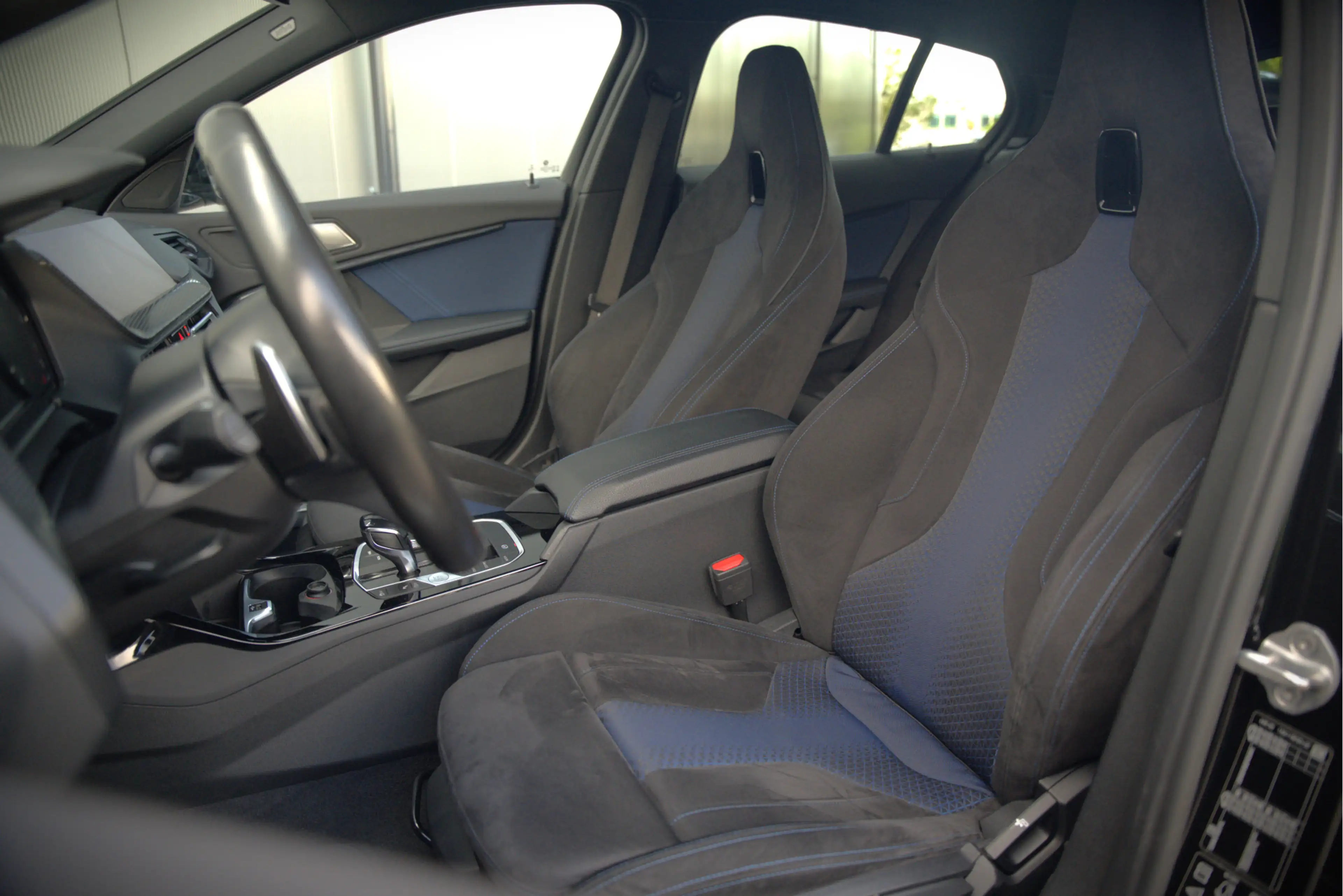 BMW 135 1-serie M135i xDrive High Executive Edition — photo 3