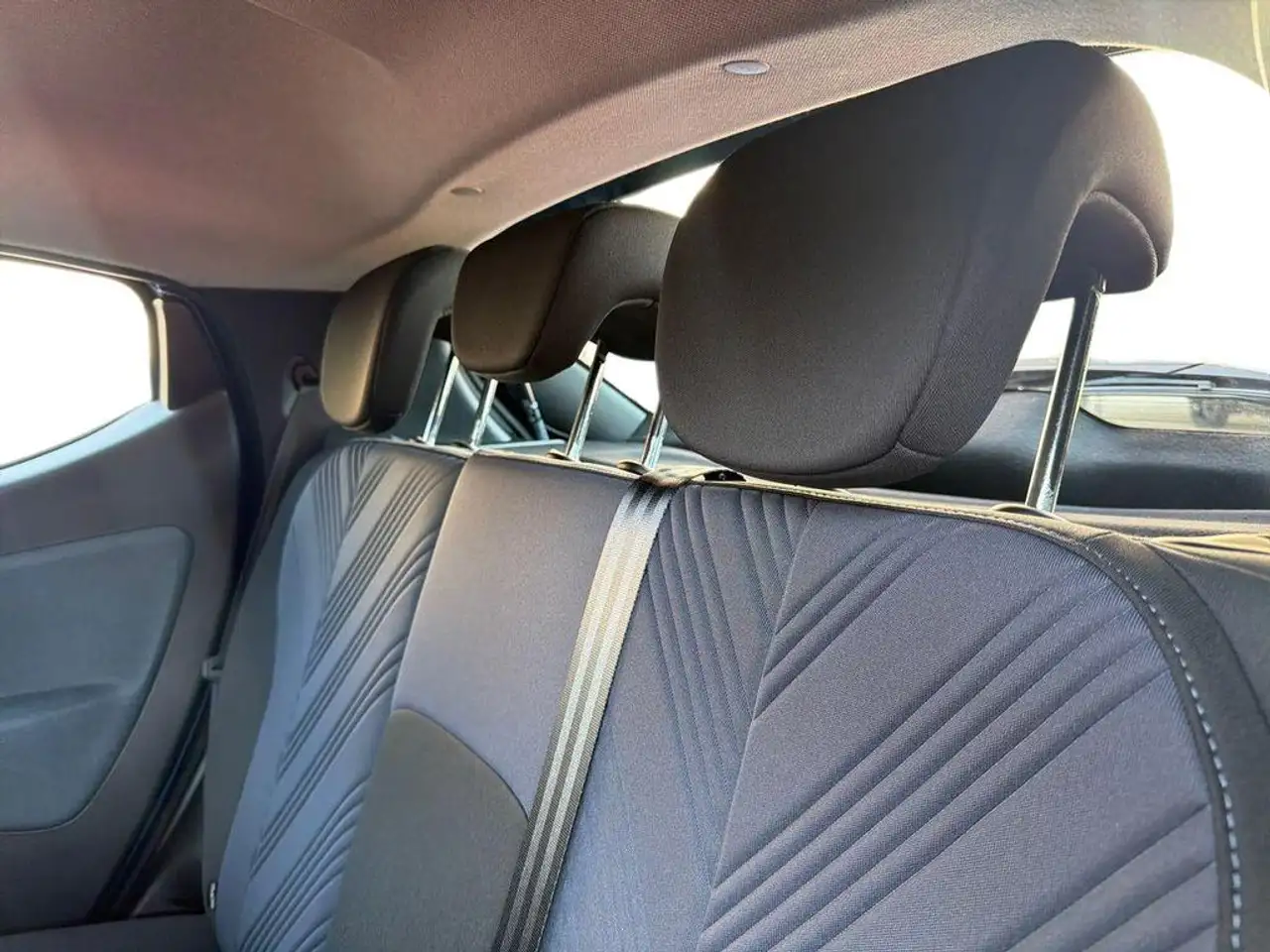 Lancia Ypsilon 2021 — фото 10