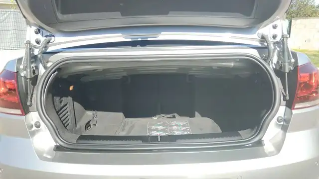 Volkswagen Golf view 14