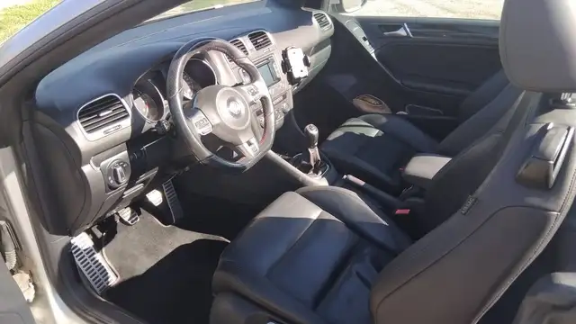 Volkswagen Golf view 8