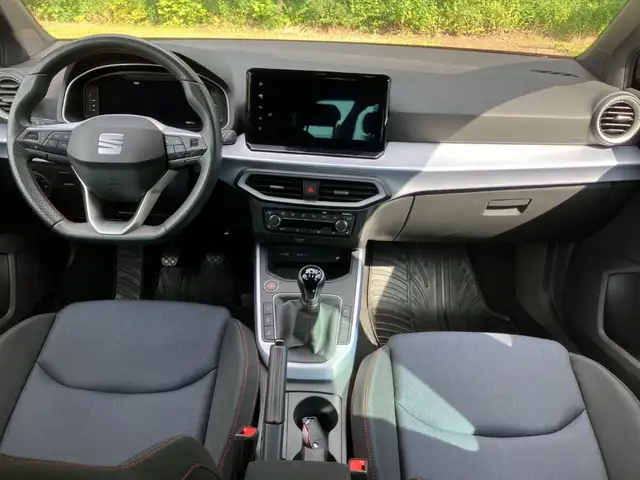 Seat Arona view 14