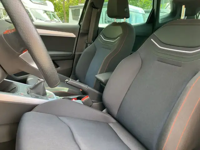 Seat Arona view 9