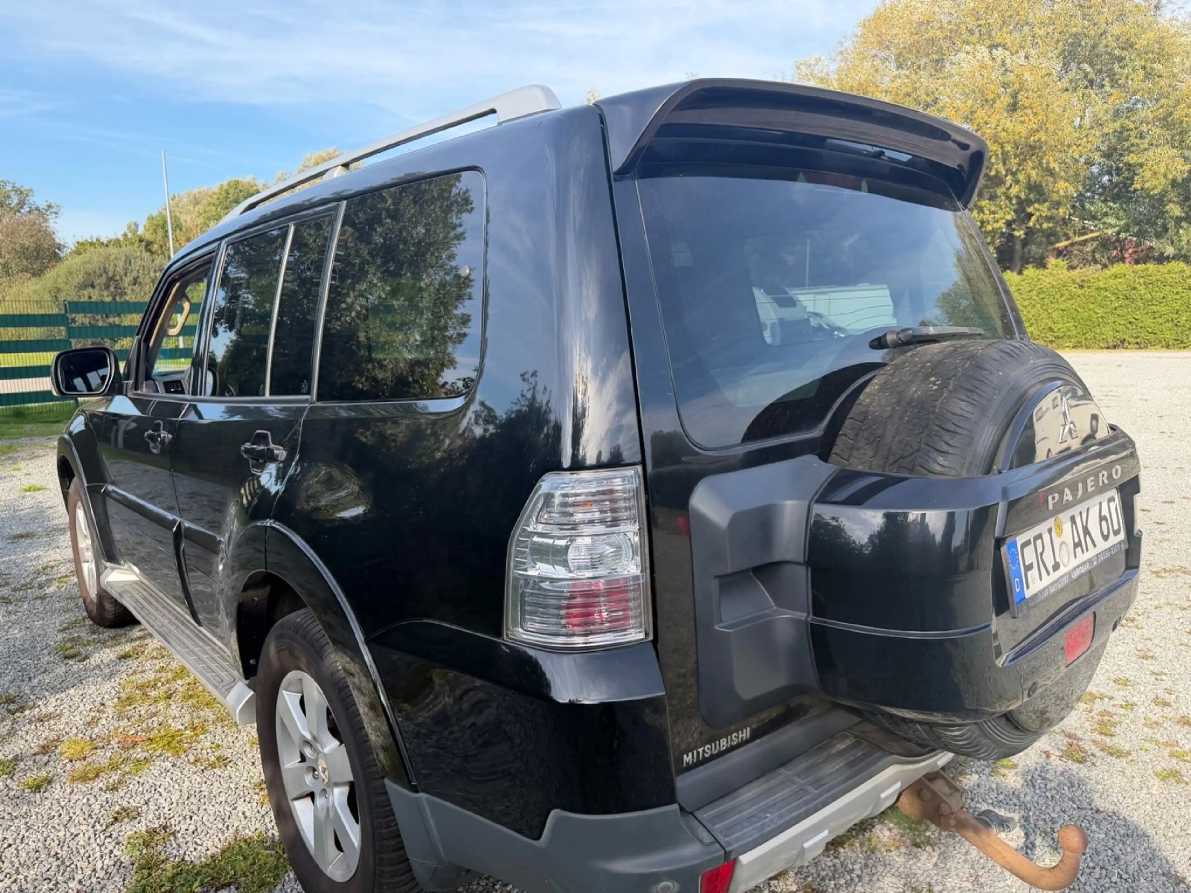Mitsubishi Pajero 3.2 DI-D Intense Leder Automatik 7 Sitzer — photo 8