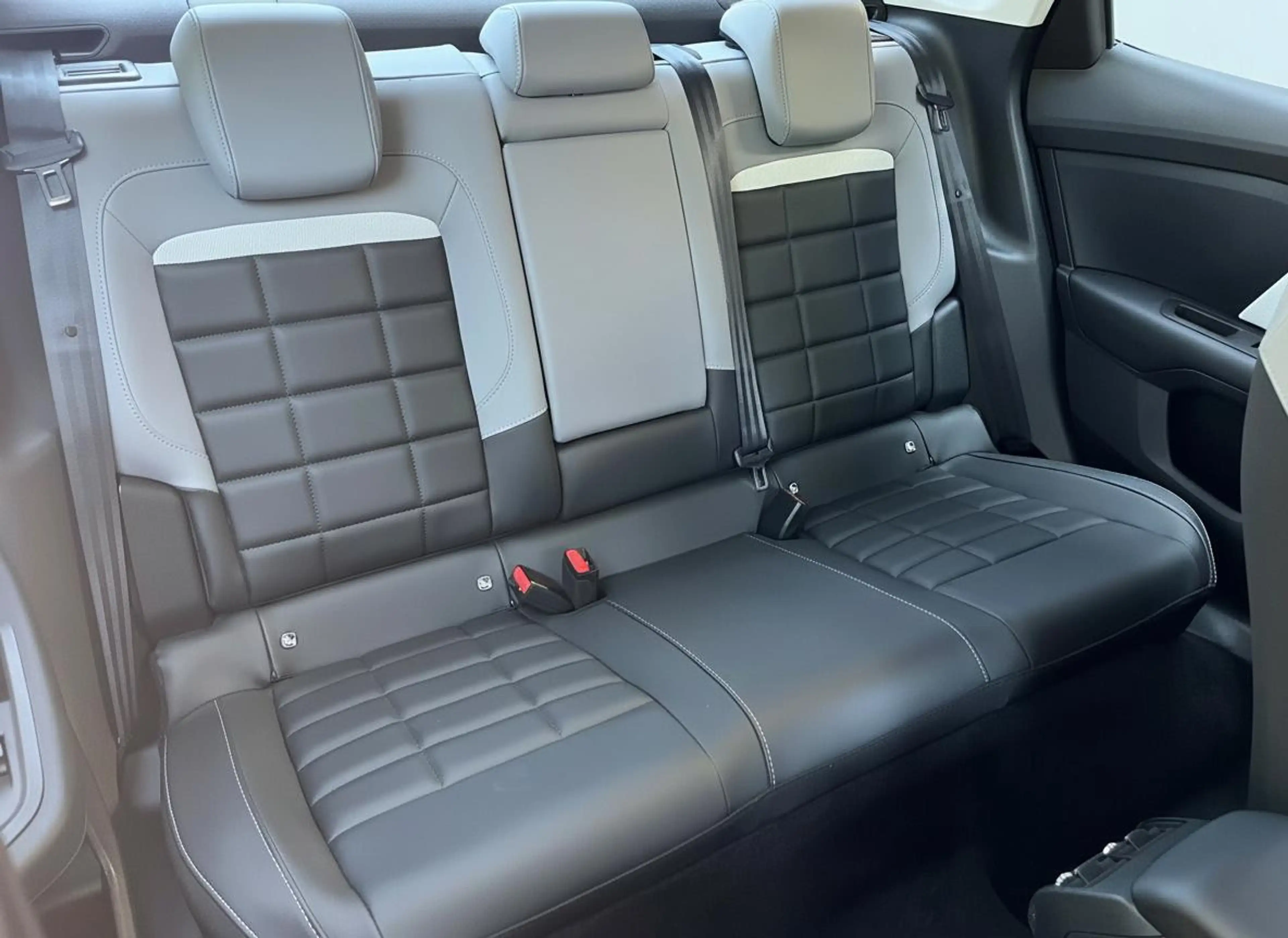 Citroen C4 X 1.2 Hybrid 145pk Max | Pack Techno | tot 8 jaar ga — photo 7