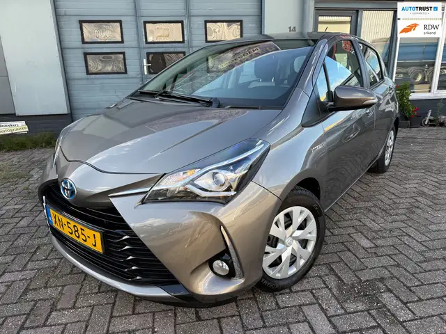 Toyota Yaris 1.5 HYBRID ASPIRATION AUTOMAAT CLIMA CAM NAP 100%D