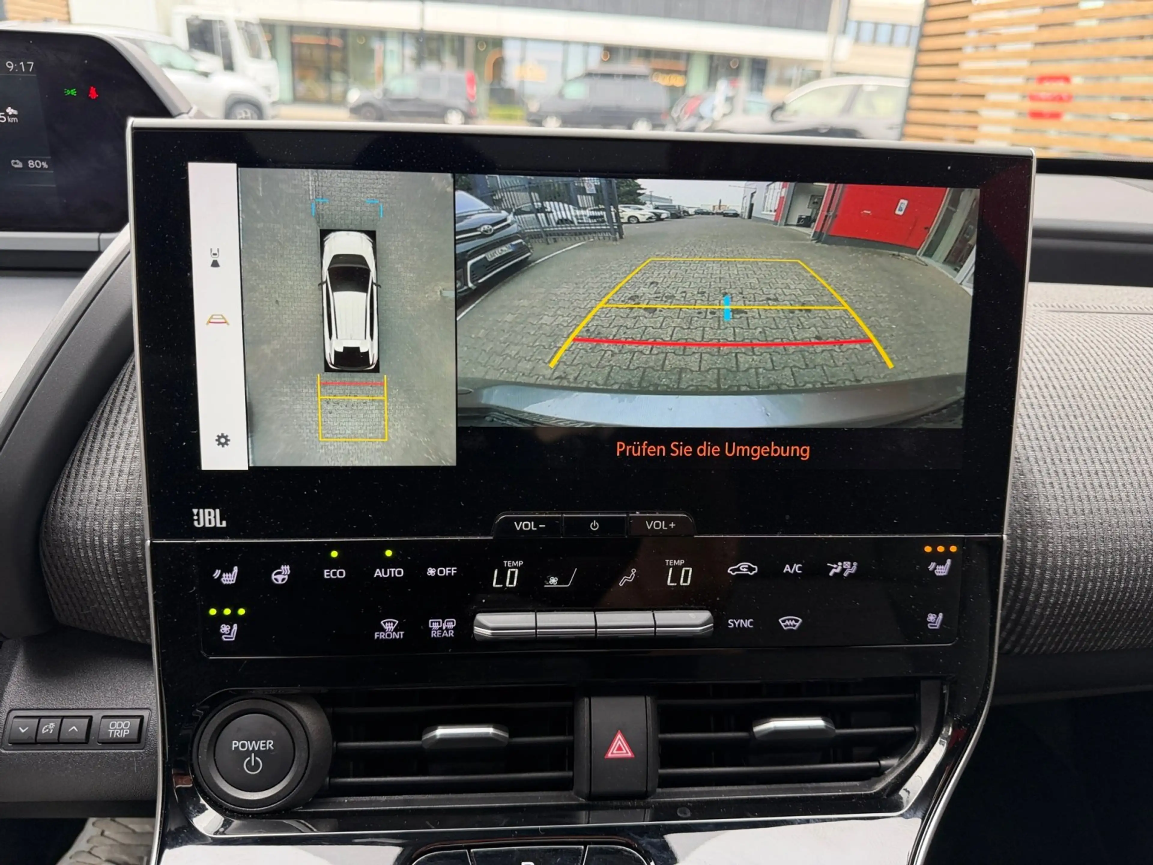 Toyota bZ4X AWD Lounge ++Pano+360+ACC+Navi+JBL+SHZ+LED++ — photo 17