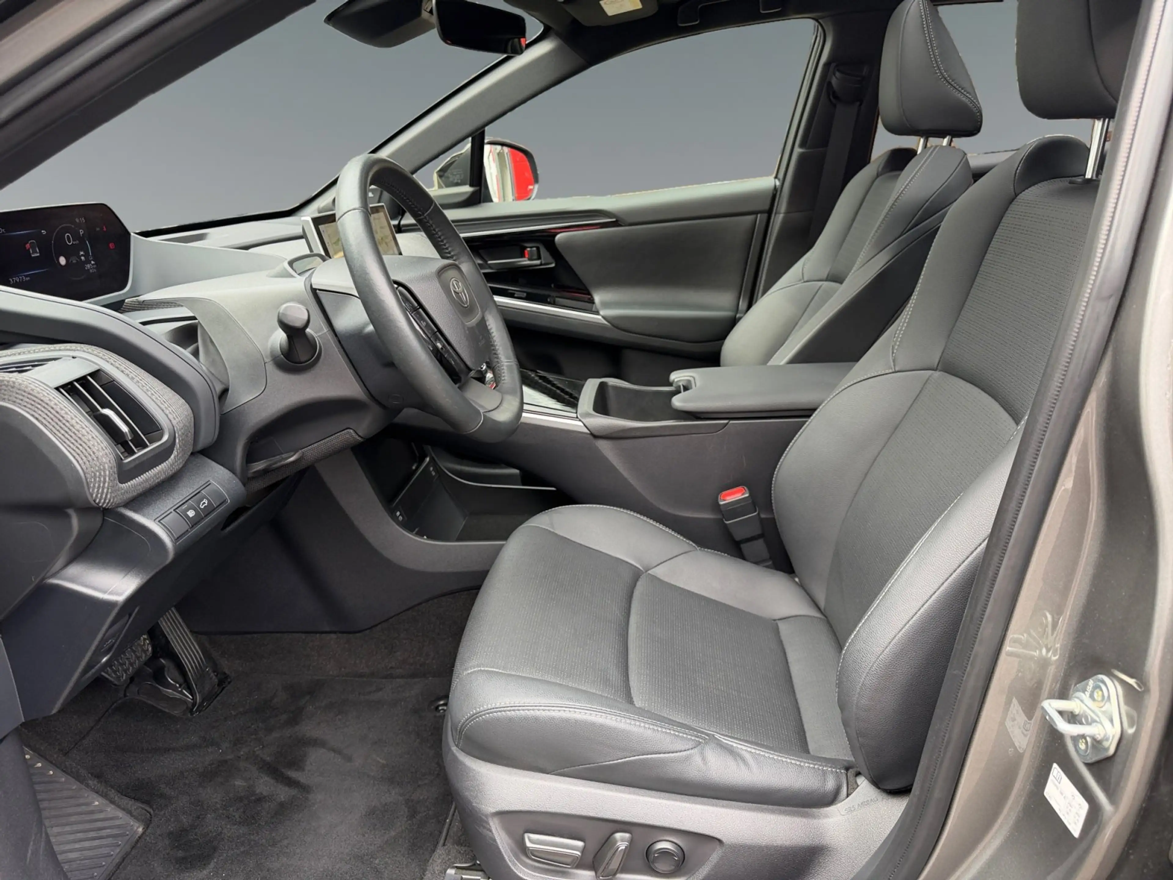 Toyota bZ4X AWD Lounge ++Pano+360+ACC+Navi+JBL+SHZ+LED++ — photo 10