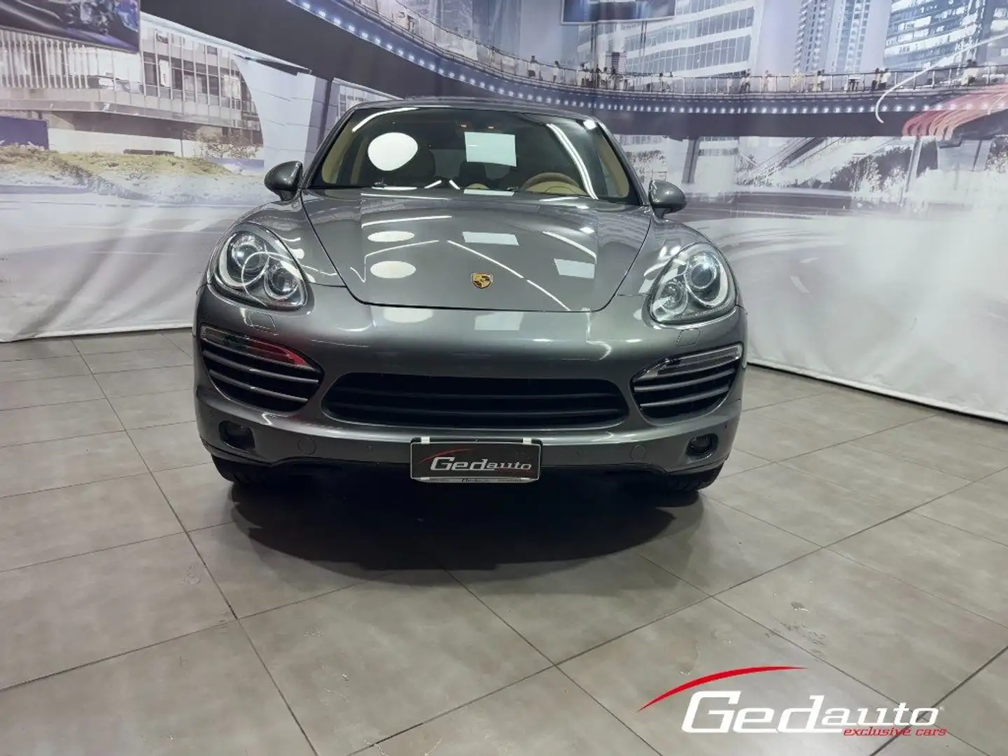 Porsche Cayenne 3.0 Diesel BI-XENON NAVI TETTO Grigio - 1