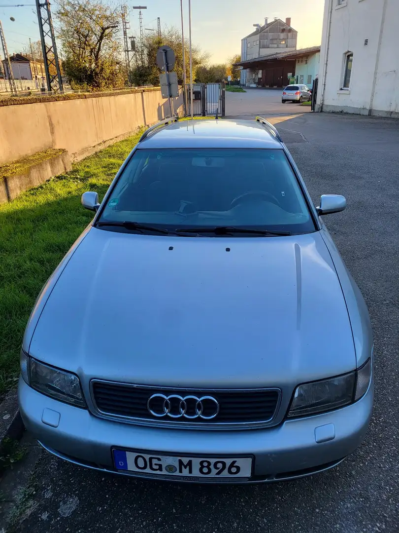 Audi A4 Avant 1.8 - 2