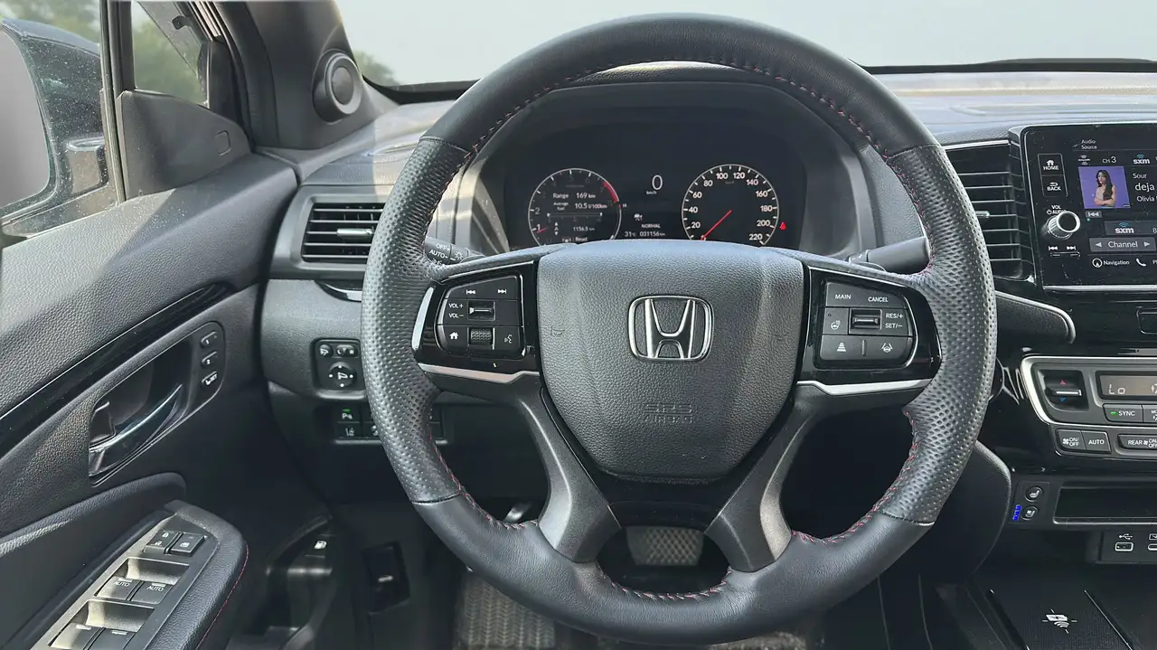 Honda Ridgeline photo Honda Ridgeline