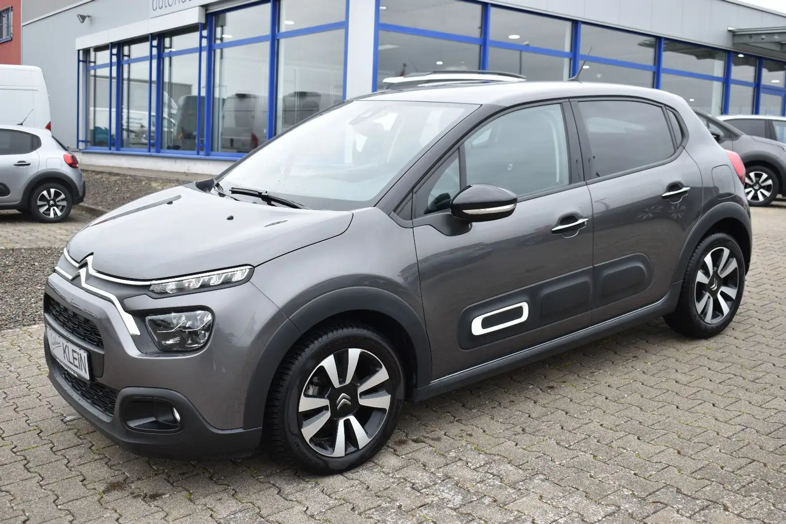 Citroen C3 Max 1.2 PureTech110 - NAVI-CARPLAY-KAMERA-LED Gris - 2