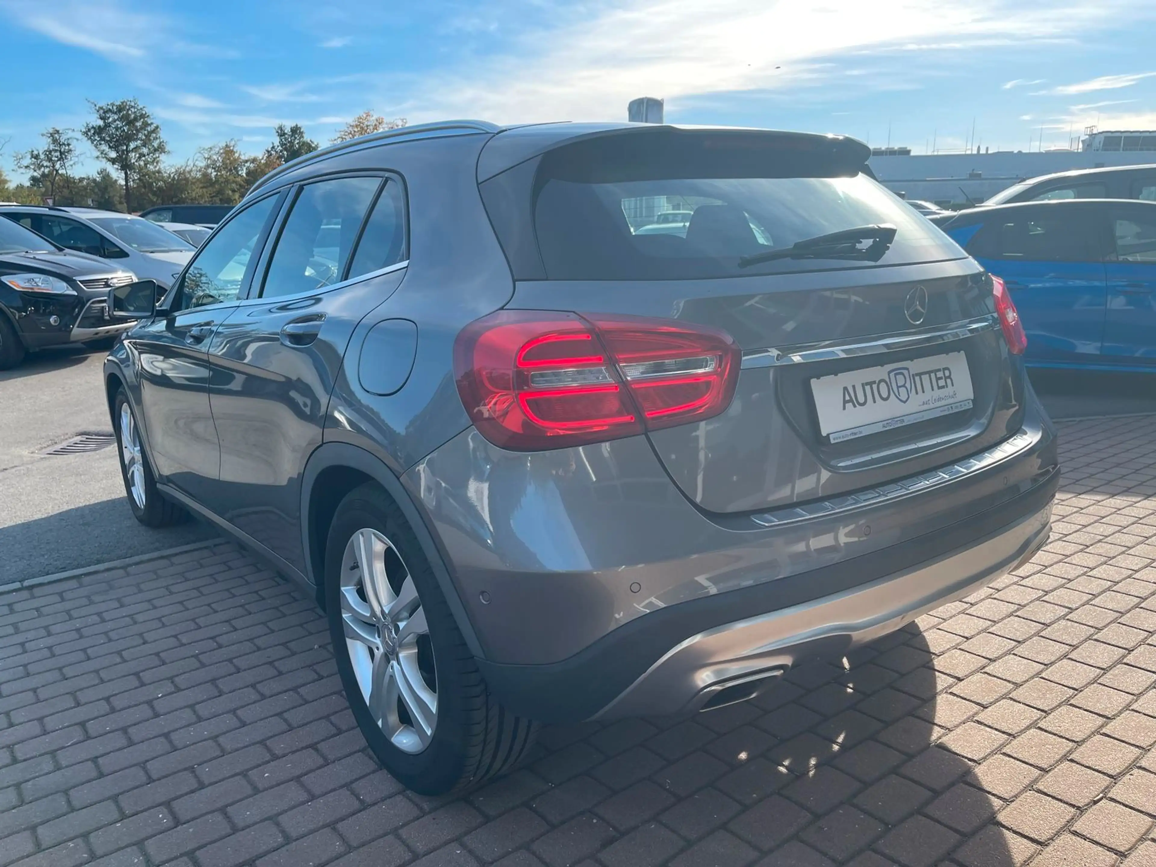 Mercedes-Benz GLA 200 Urban SHZ+Sportsitze — photo 6