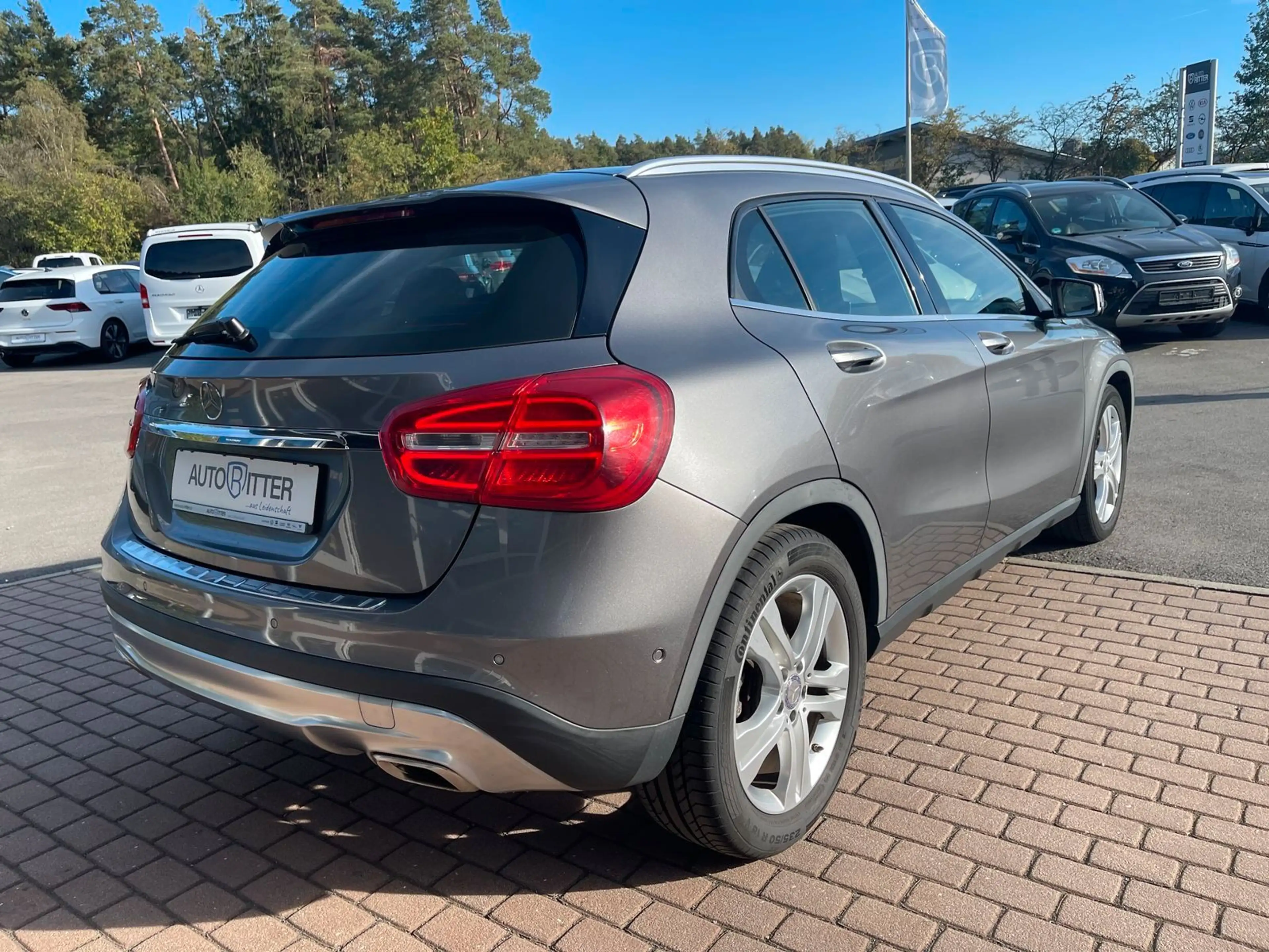 Mercedes-Benz GLA 200 Urban SHZ+Sportsitze — photo 4