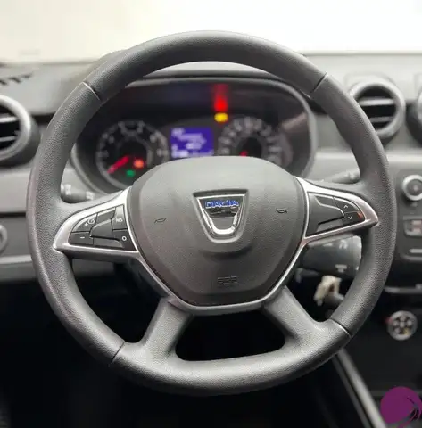 Dacia Duster view 10
