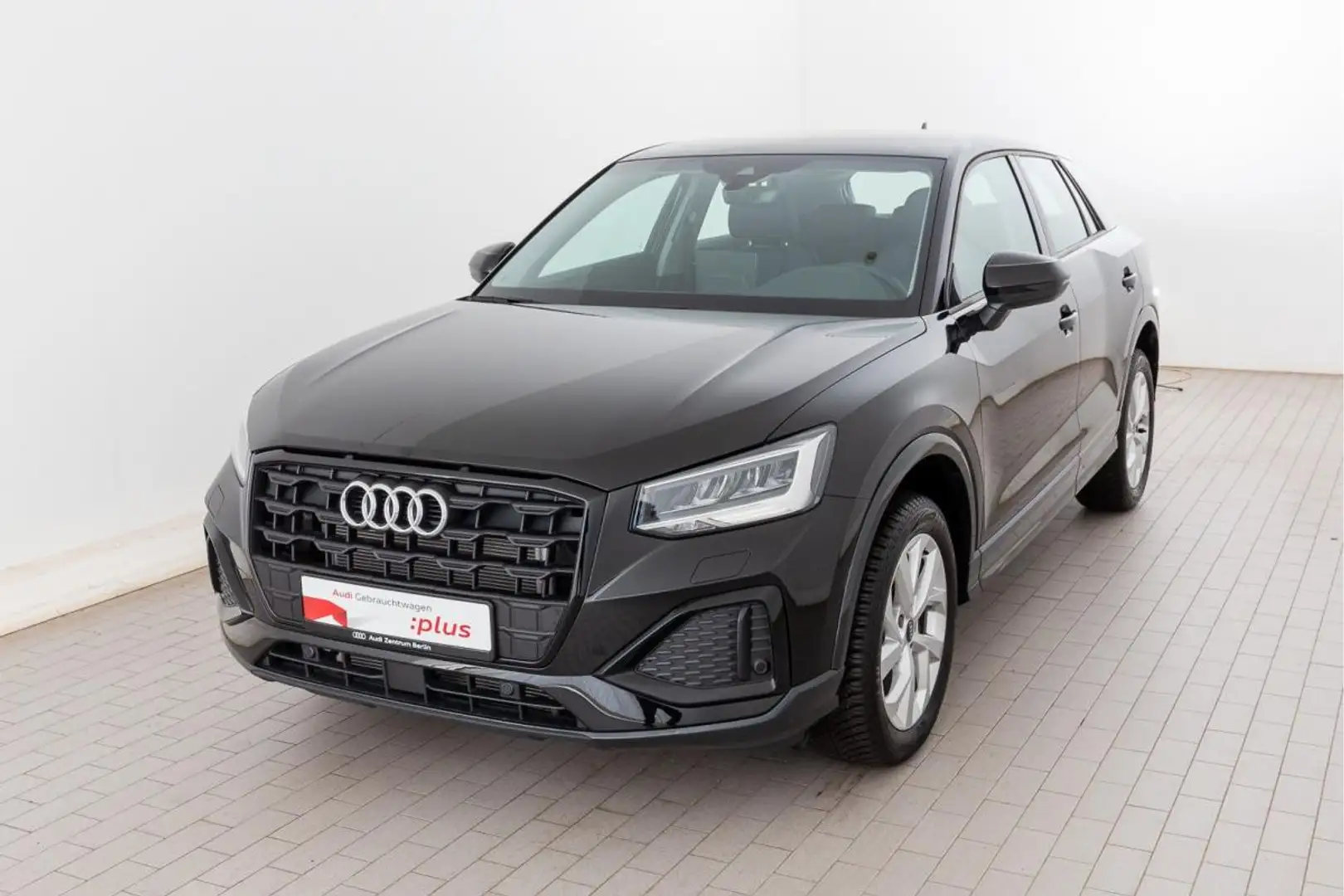 Audi Q2 Advanced 35 TDI S tr. SITZHZG VIRTUAL PDC RFK Schwarz - 2