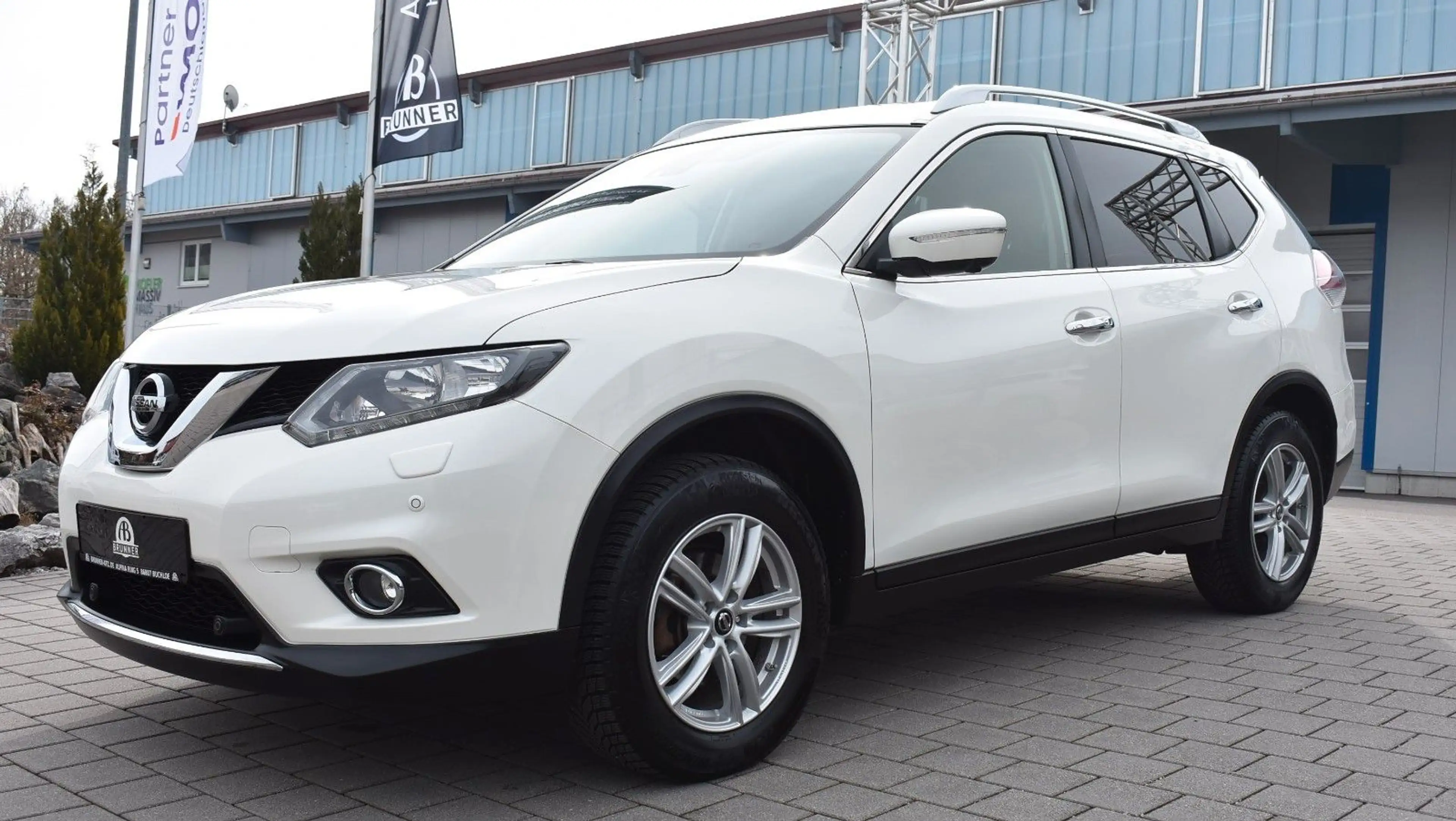 Nissan X-Trail 360° 4x4 / Pano / AHK /HU NEU — photo 2