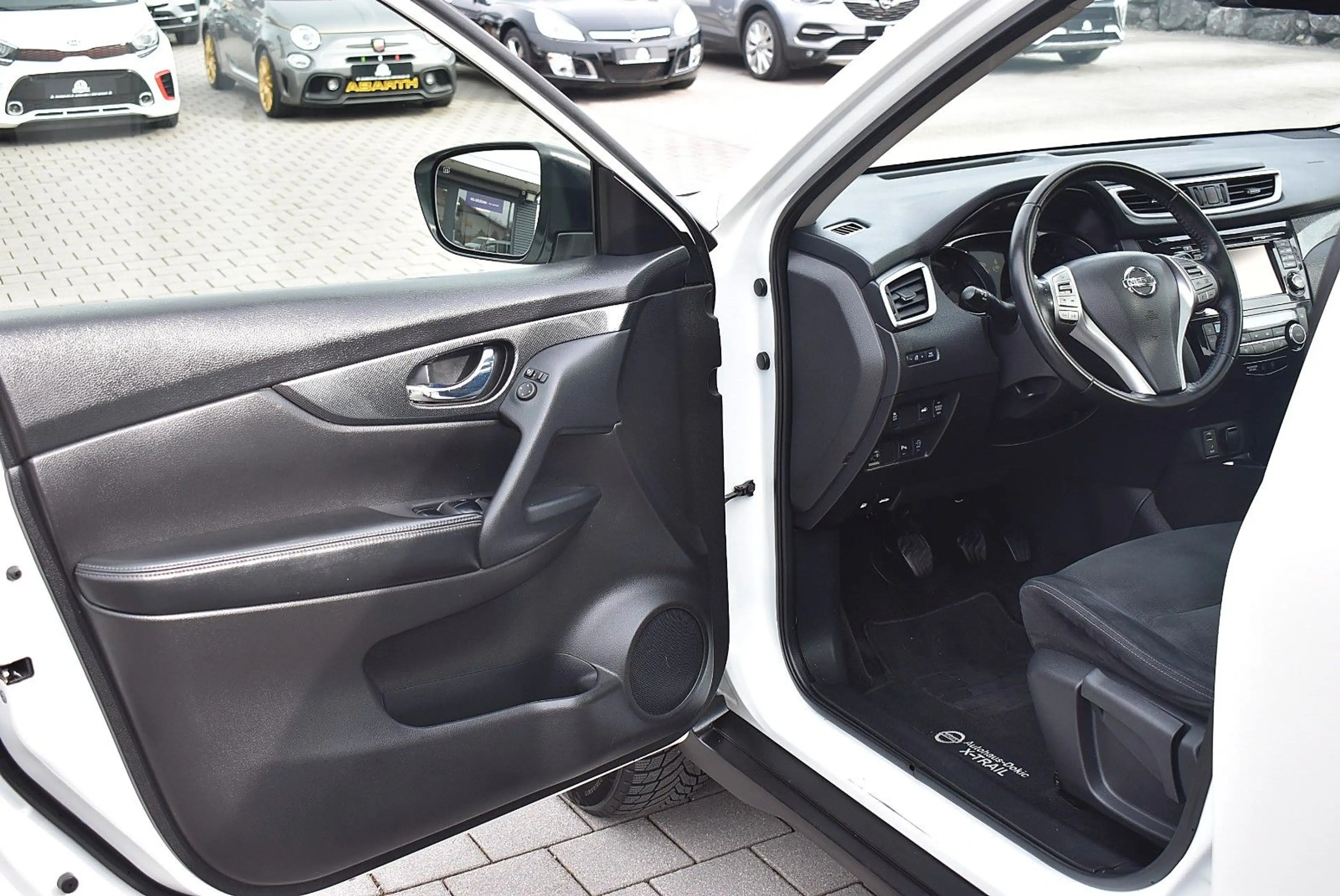 Nissan X-Trail 360° 4x4 / Pano / AHK /HU NEU — photo 14