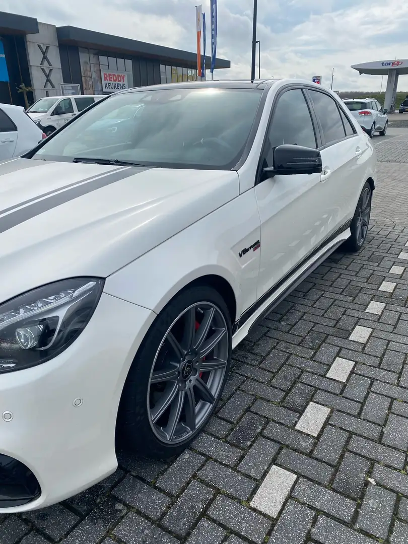 Mercedes-Benz E 63 AMG S 4Matic Speedshift MCT brabus 700 Wit - 1