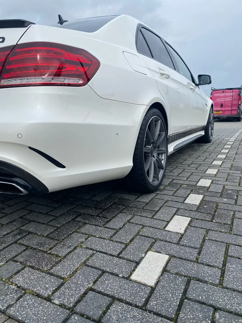 Mercedes-Benz E 63 AMG S 4Matic Speedshift MCT brabus 700 Blanco - 2