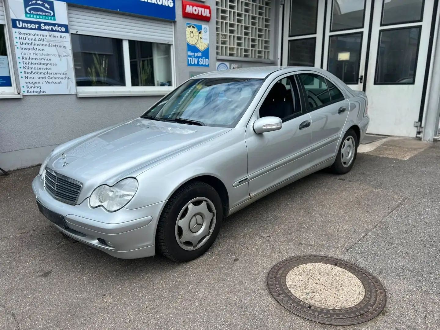 Mercedes-Benz C 180 C -Klasse Lim. C 180 Kompressor Срібний - 1