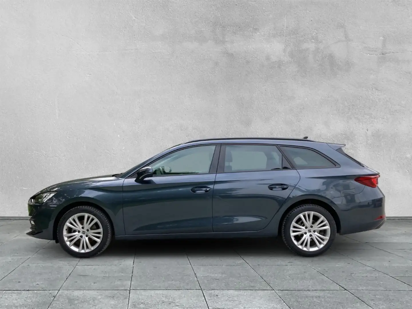 SEAT Leon SPORTSTOURER 1.5 eTSI Style Edition NAV+LED Grau - 2