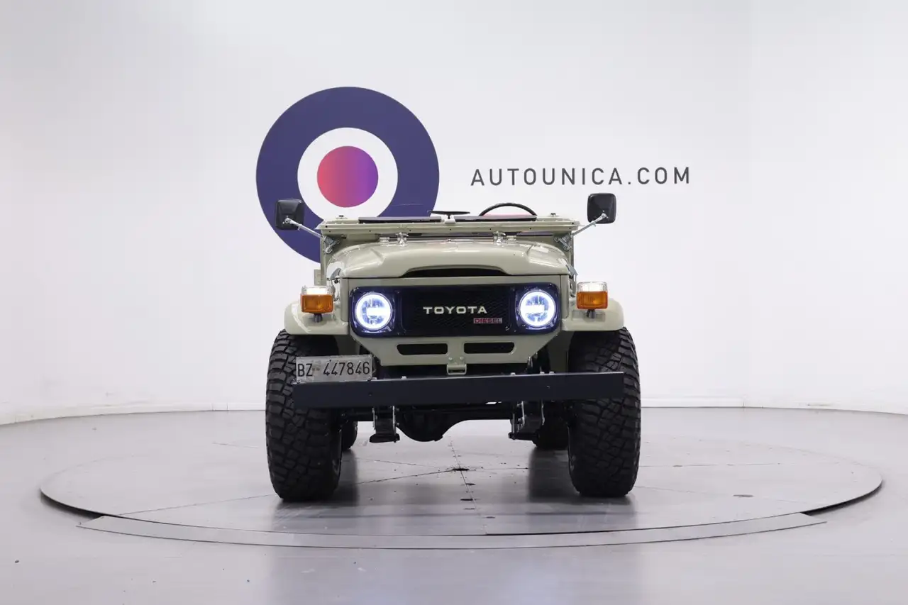 Toyota Land Cruiser BJ 42 RESTAURATA, foto 2